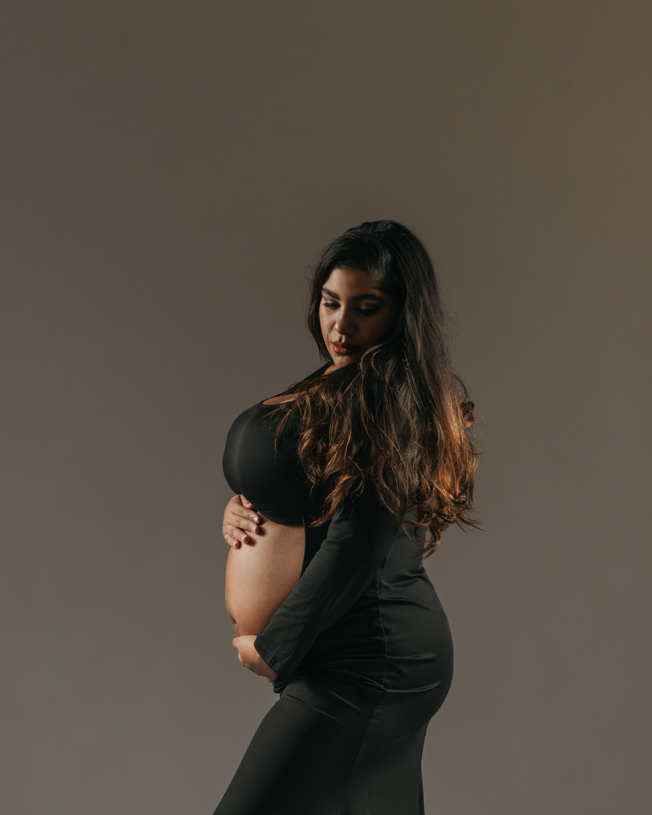 NOGLYS. Anastasiia Antoniuk portrait, family and couple photographer, Portugal