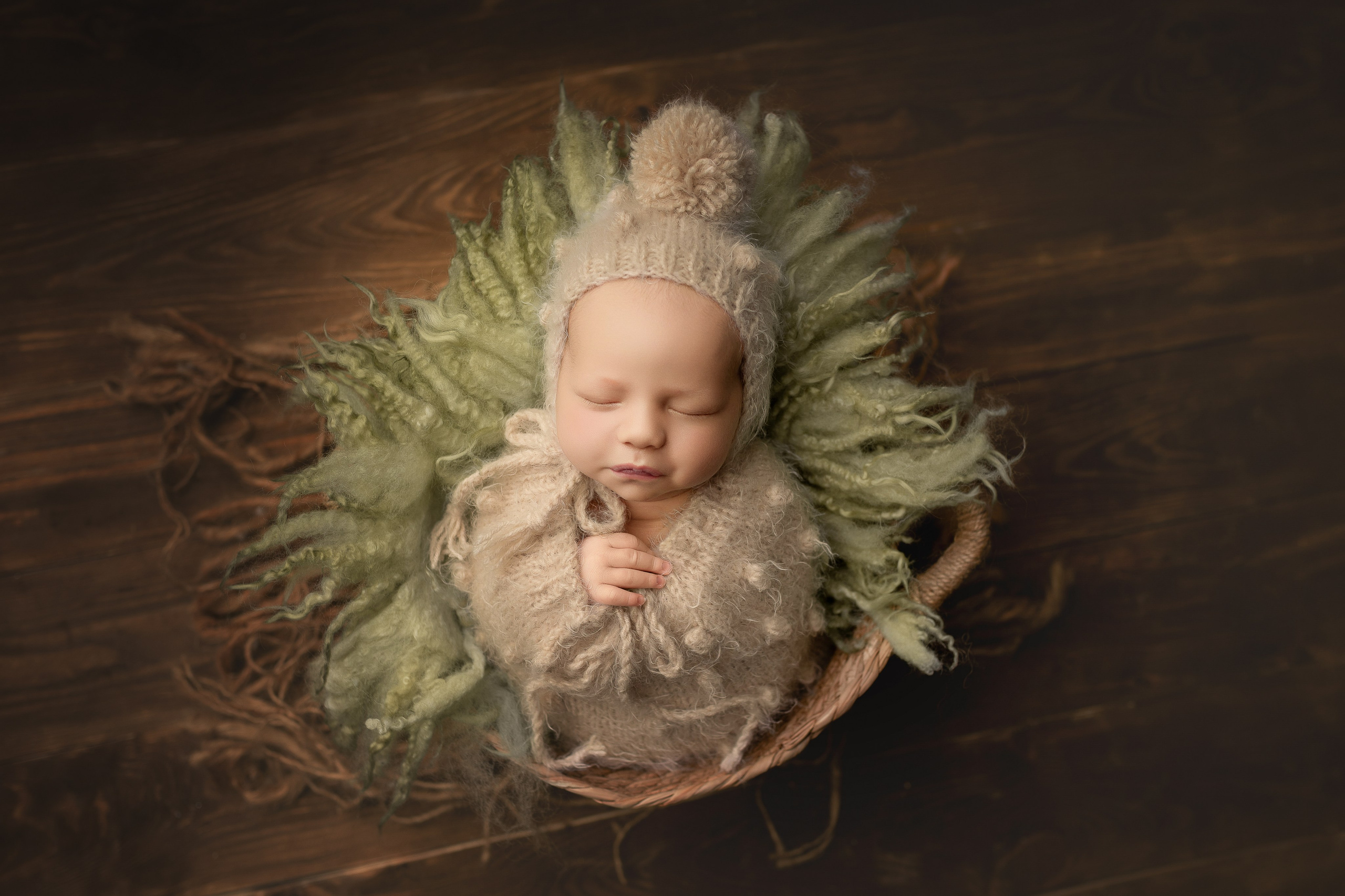 Esu Aleksandra naujagimių ir kudikių fotografė iš Vilniaus