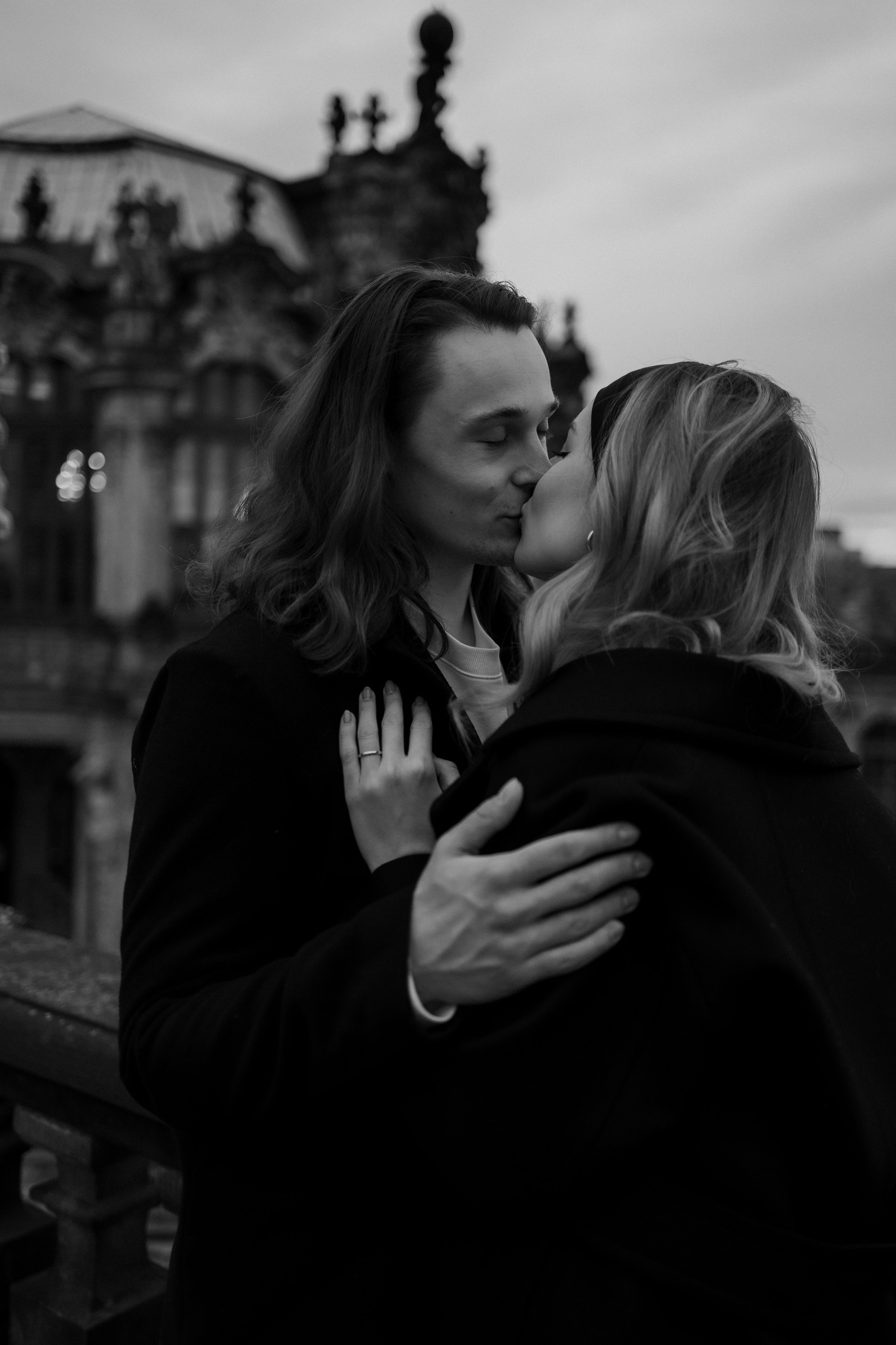 Black&White Love Story in Dresden. Emotional&Cinematic Couple Photography by Kristina Kozheltsova. Kristina Kozheltsova- Soulful Portrait&Lifestyle&Love Story Photographer in Leipzig, Germany