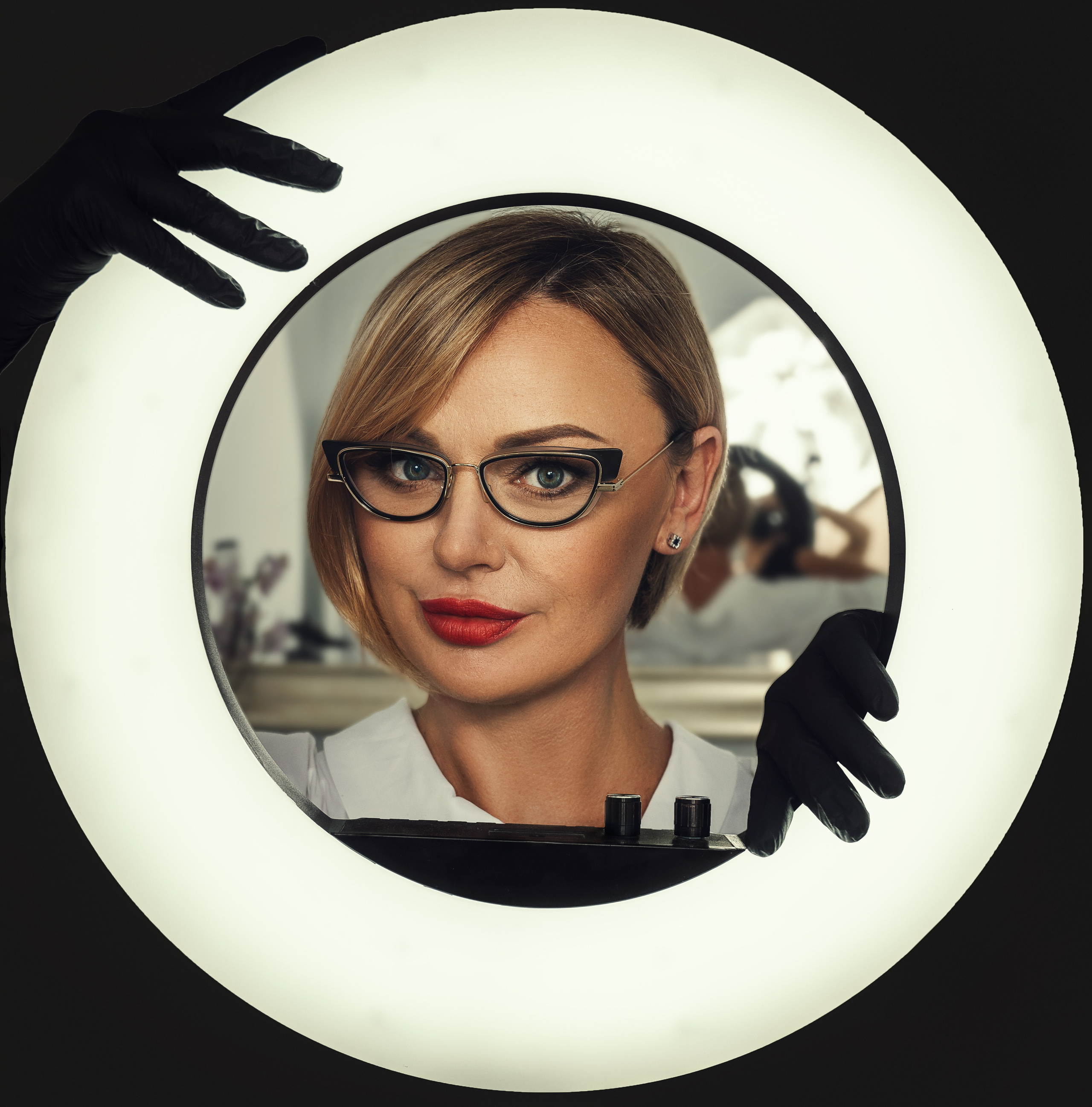 Business content. Tania Bonnet | Professional photographer in Tenerife — Flying dress sessions