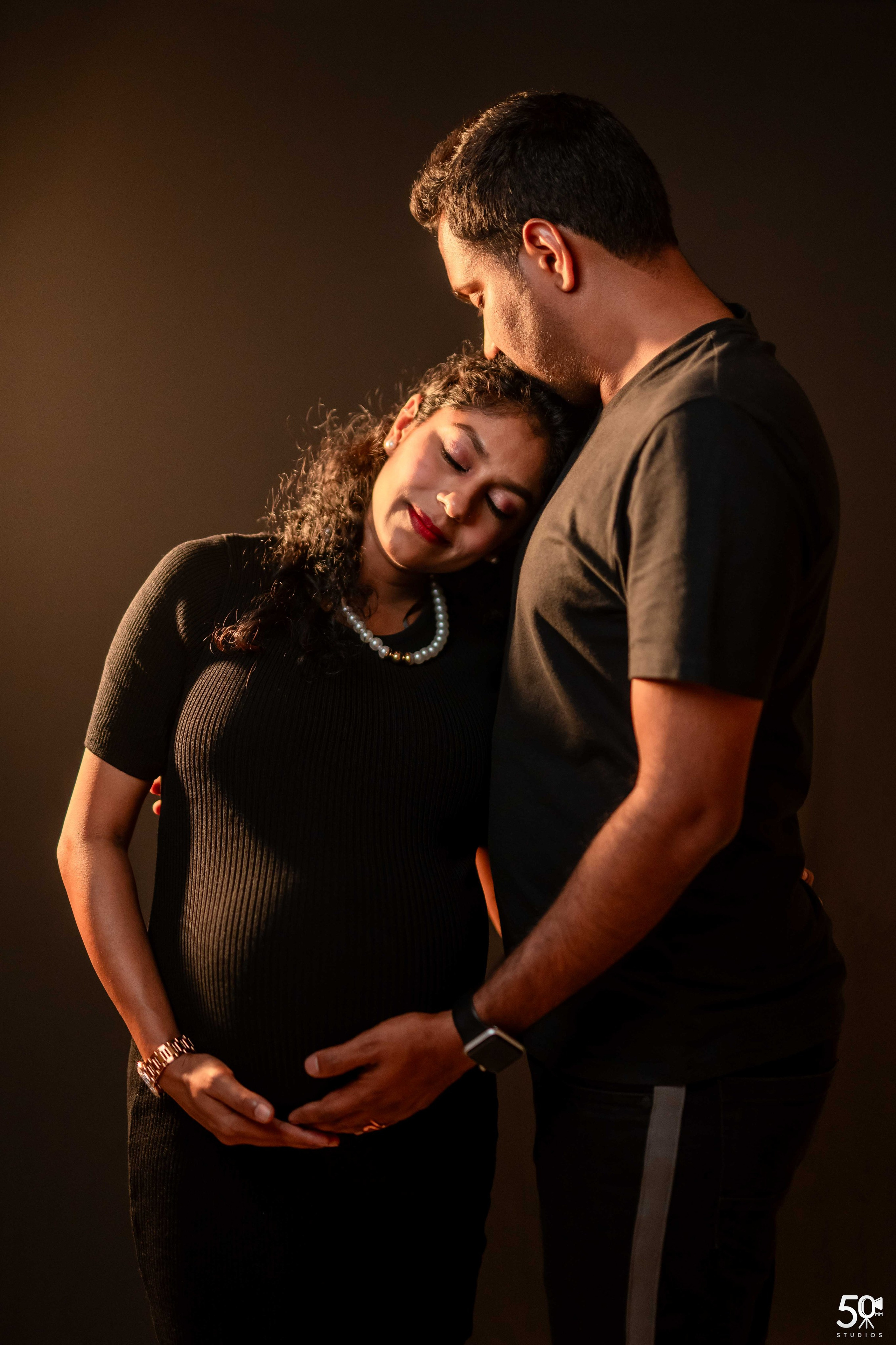 MATERNITY AND BABY SHOOTS. 50mm STUDIOS