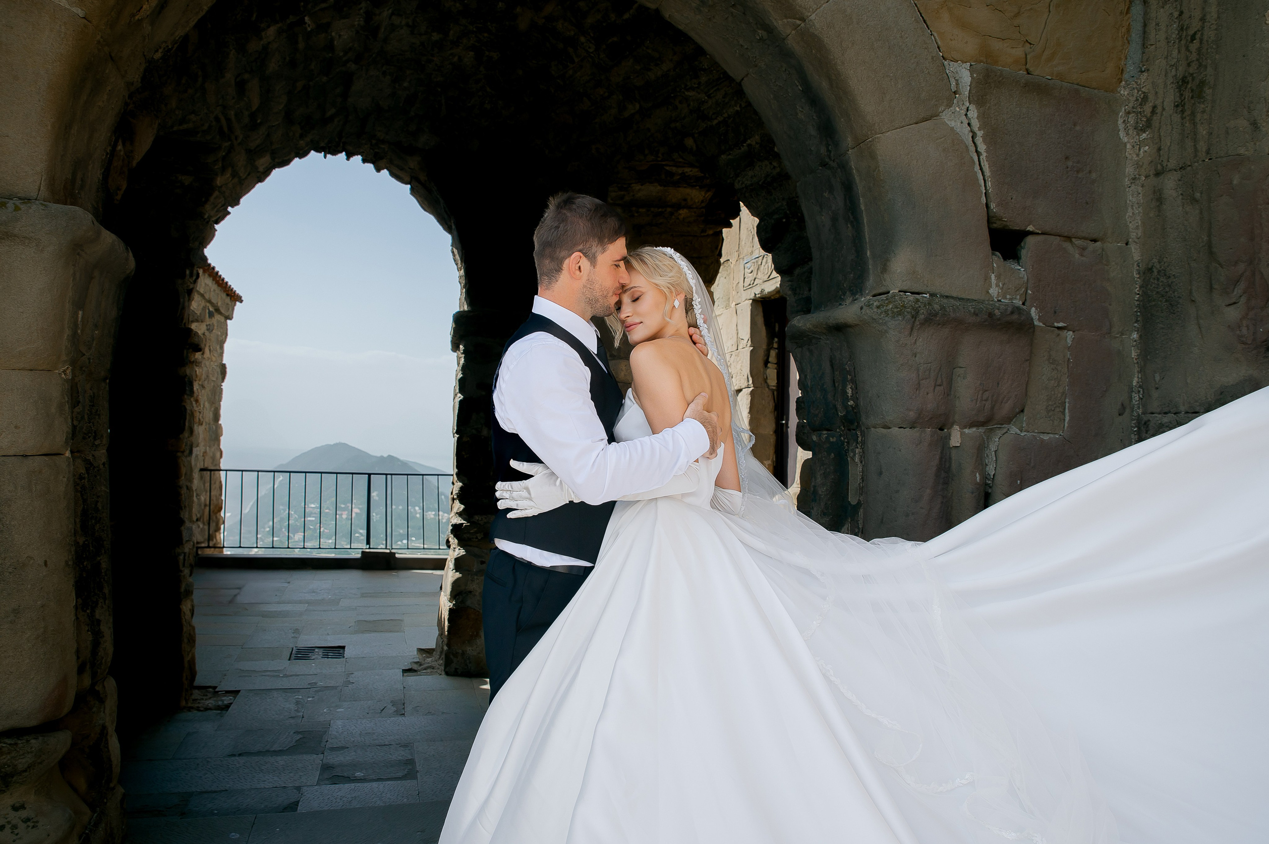 Венчание в Светицховели. Свадебный и семейный фотограф Екатерина Шестакова