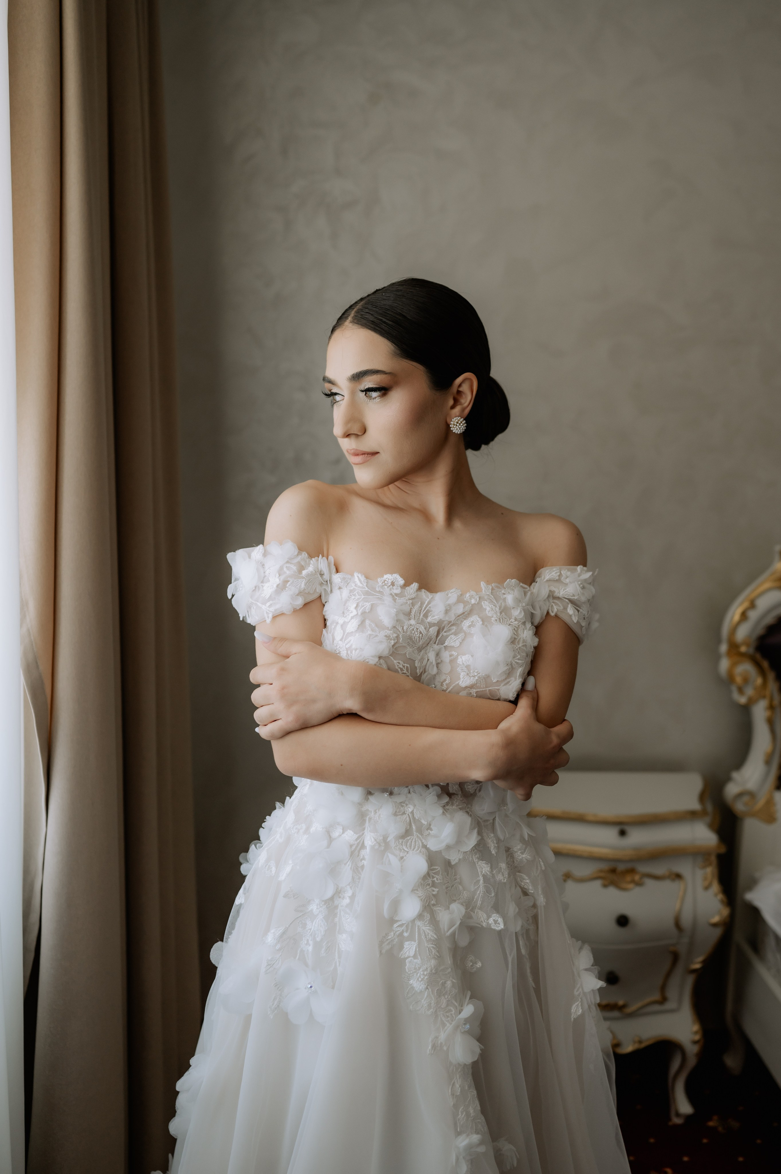 Nunta la Hotel Capitol Iasi. Proud Vision Weddings | Wedding Photography & Film — Servicii profesionale Foto Video Nunta Iasi