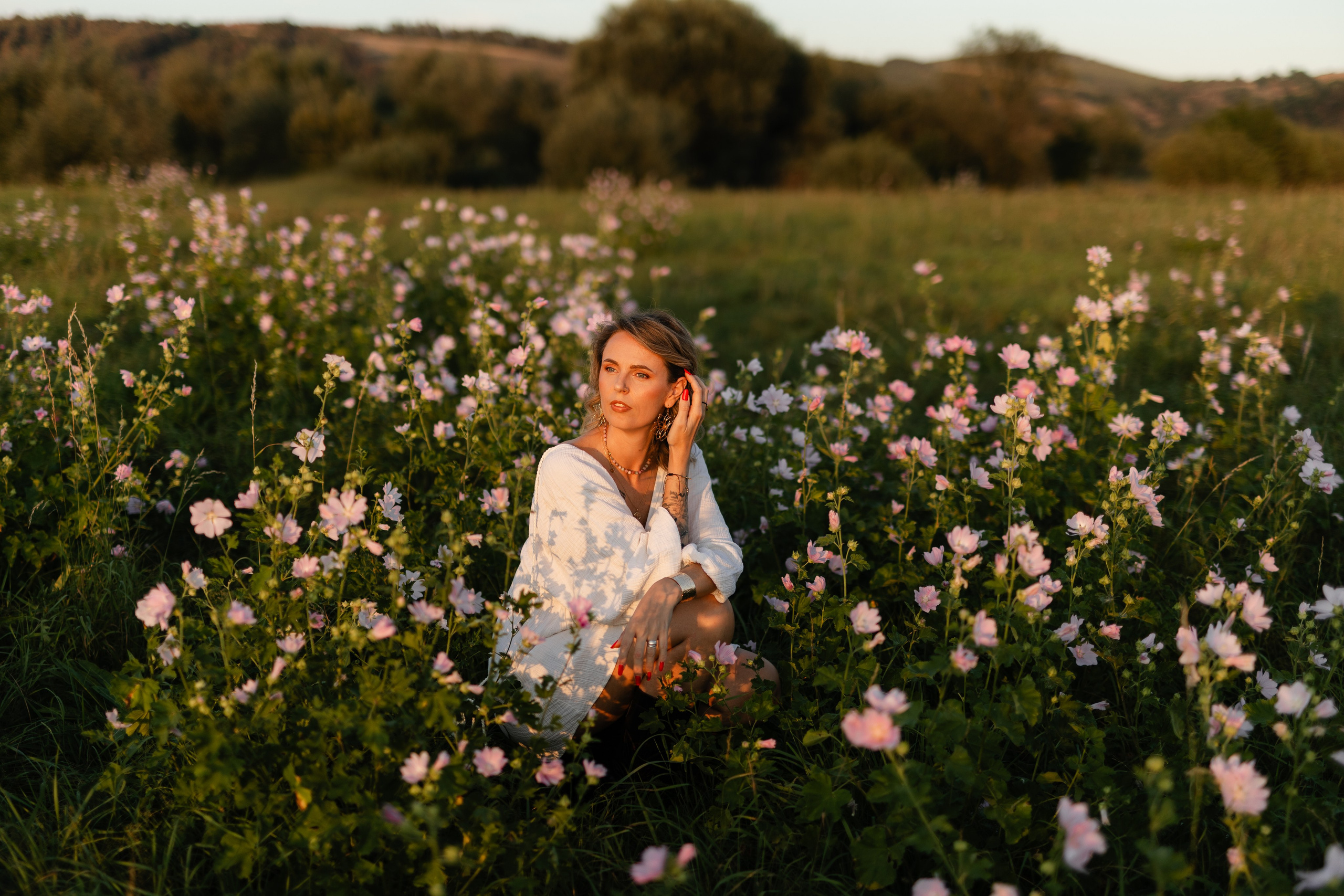 Mara — Portrait. Main