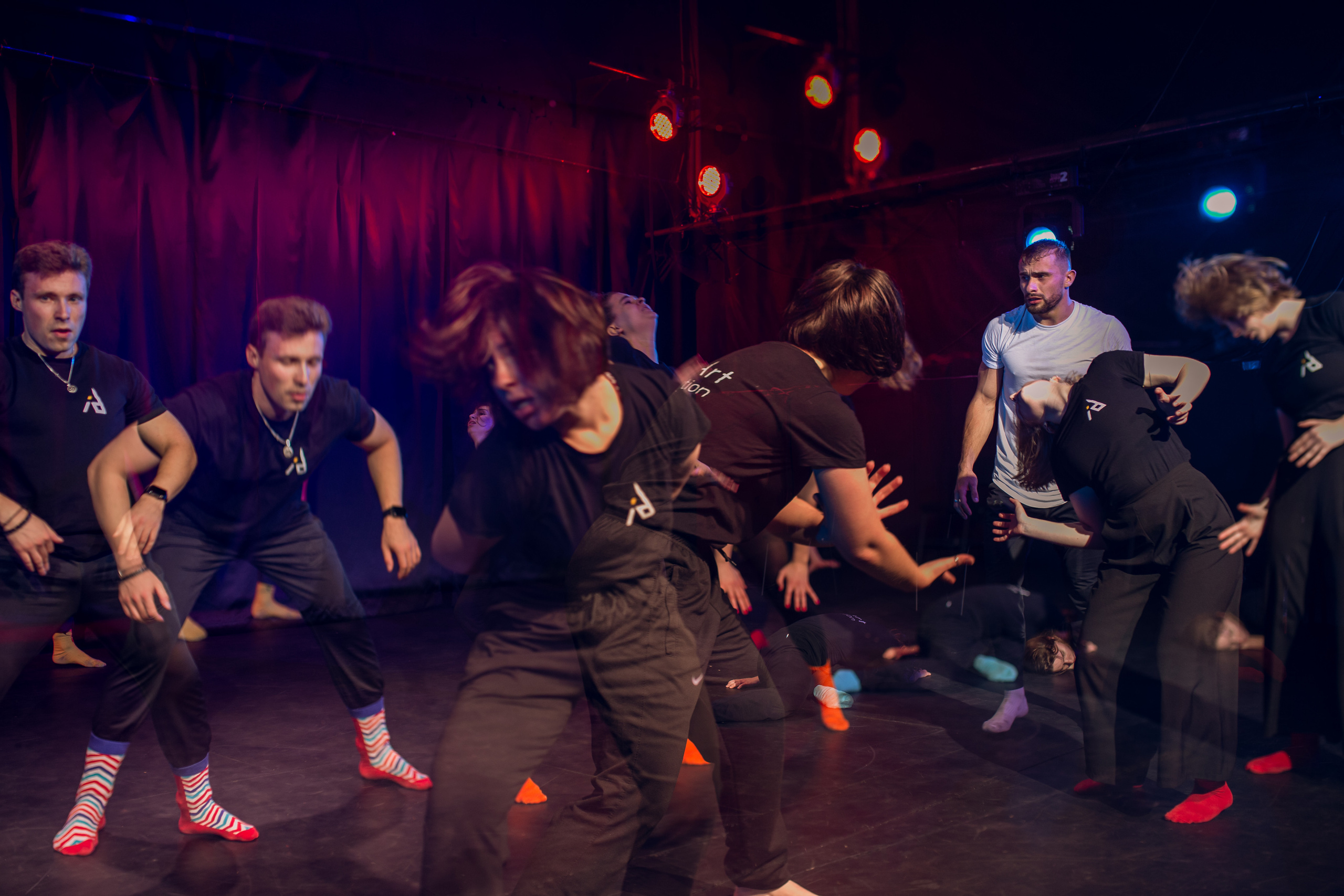 Creative performance “our thoughts”. Portrait family photographer in Berlin Elena Zakh