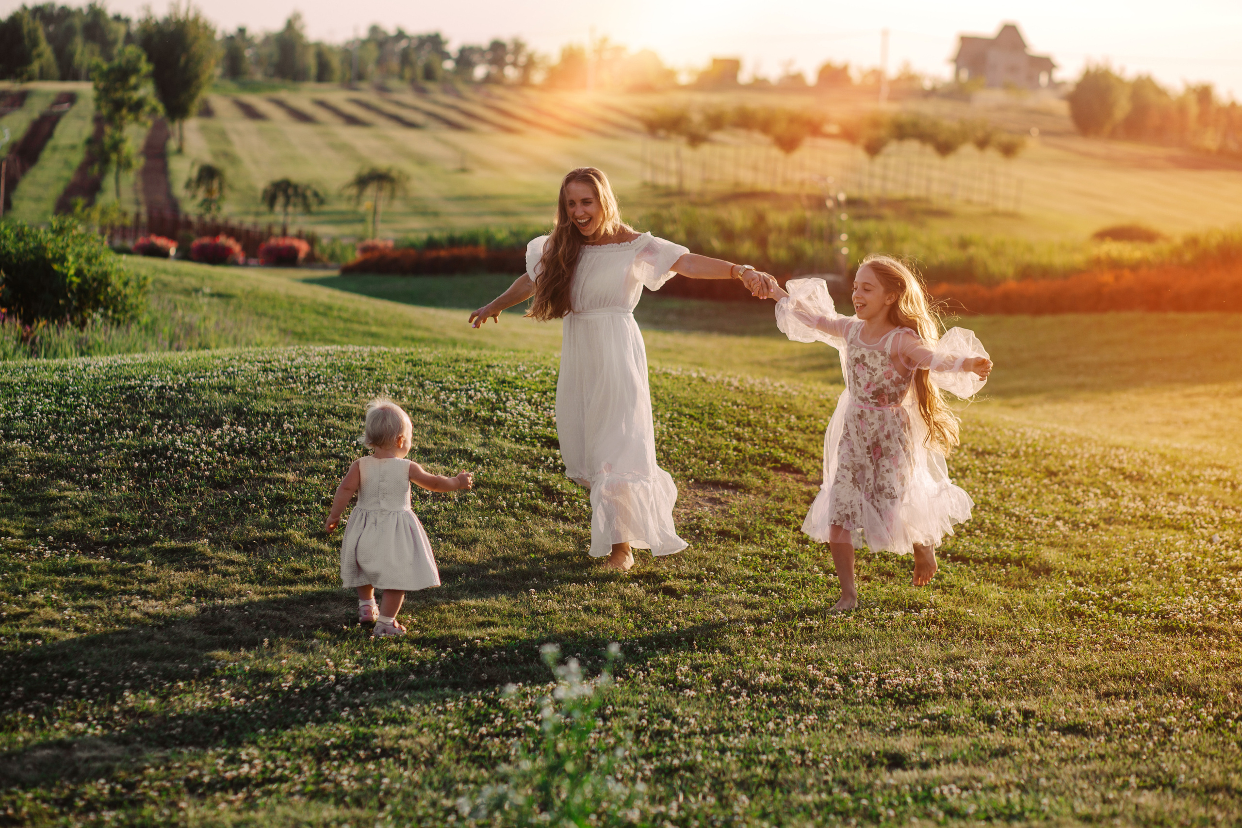 Dobropark. Portrait family photographer in Berlin Elena Zakh
