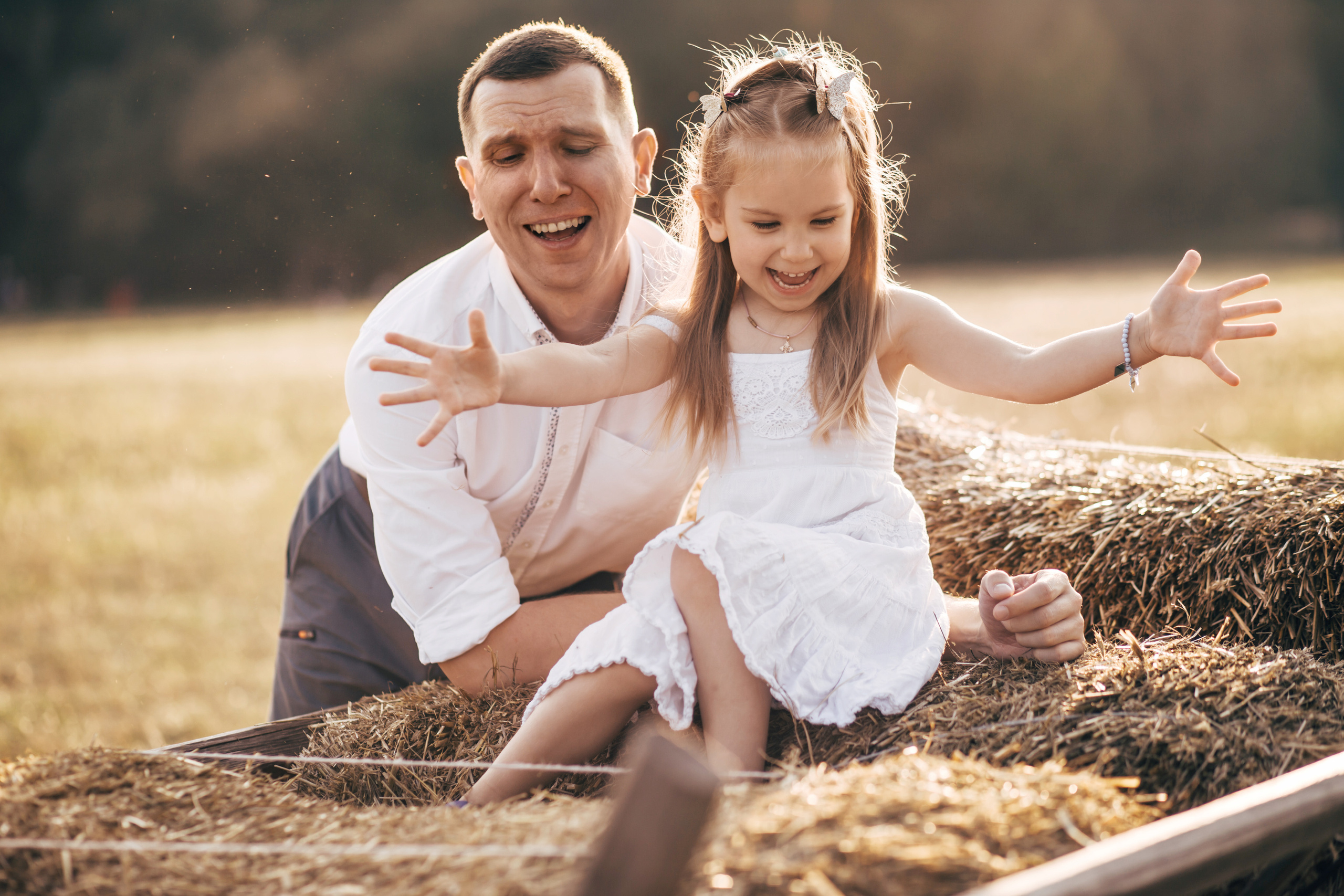 Anya, Tolik, Olya. Portrait family photographer in Berlin Elena Zakh