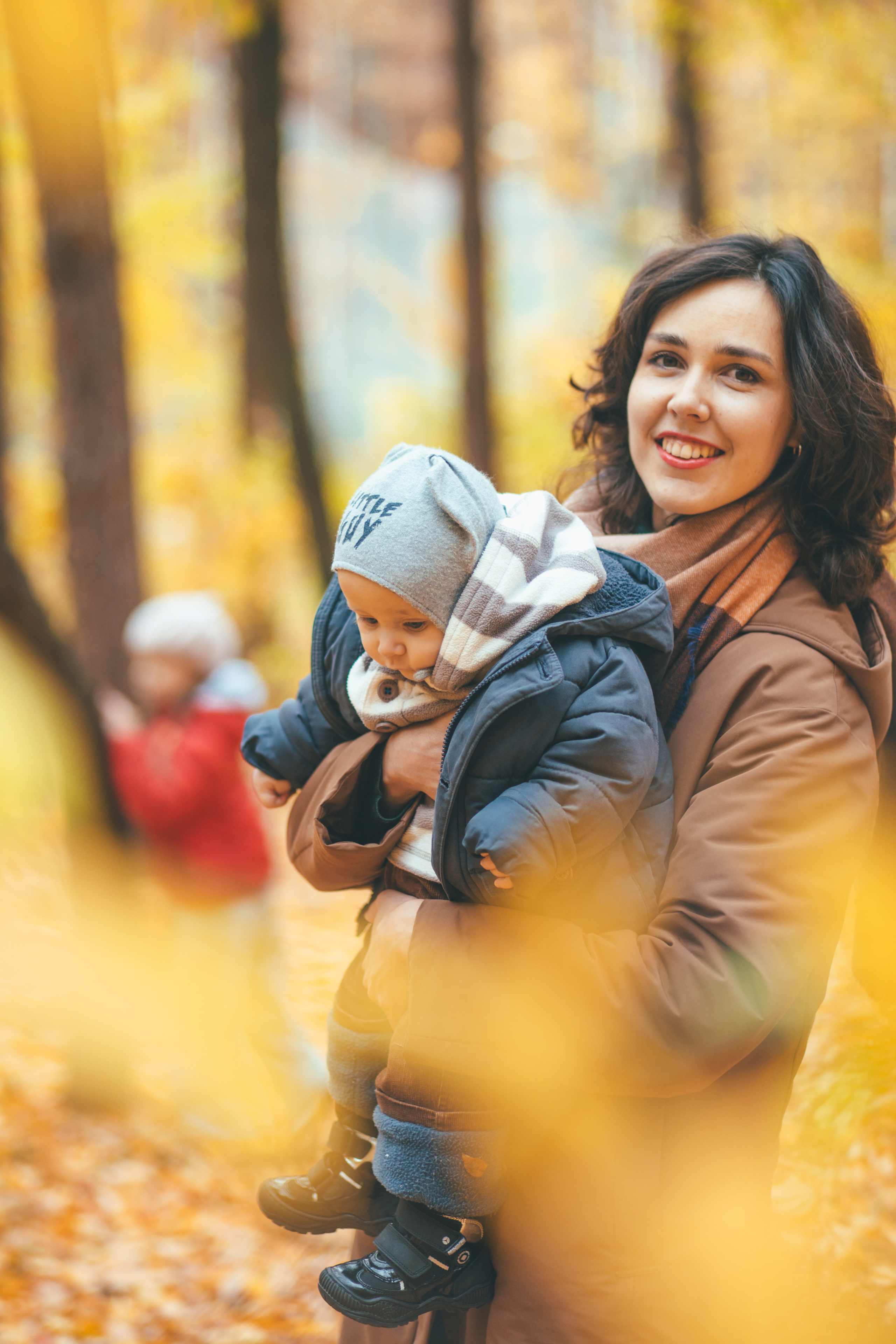 Natalie and kids. Portrait family photographer in Berlin Elena Zakh