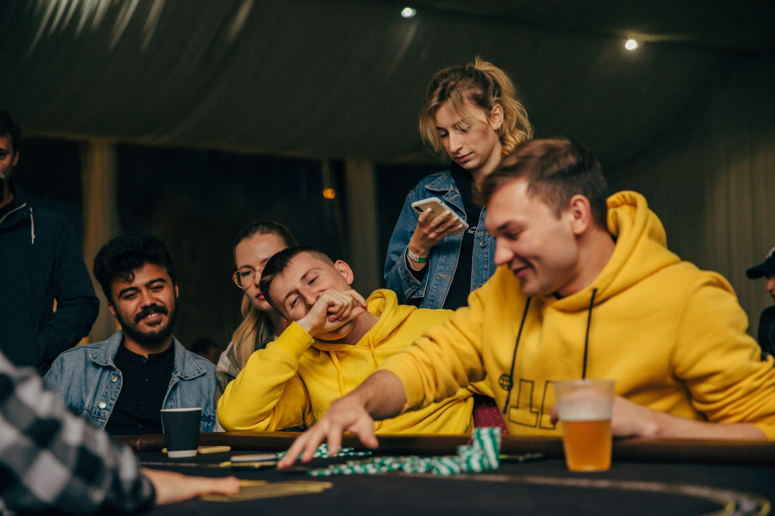 Покерный турнир. Portrait family photographer in Berlin Elena Zakh