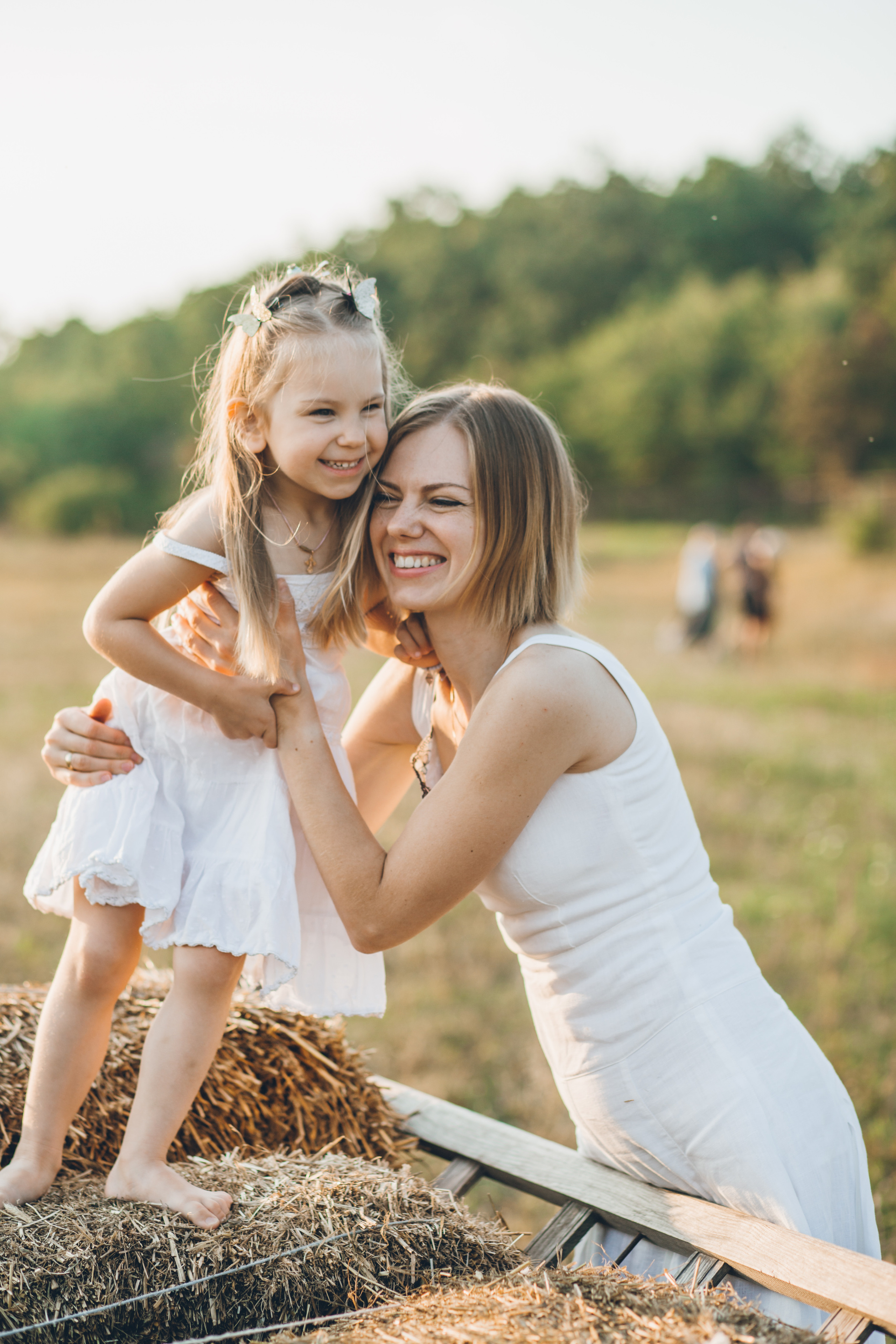Anya, Tolik, Olya. Portrait family photographer in Berlin Elena Zakh