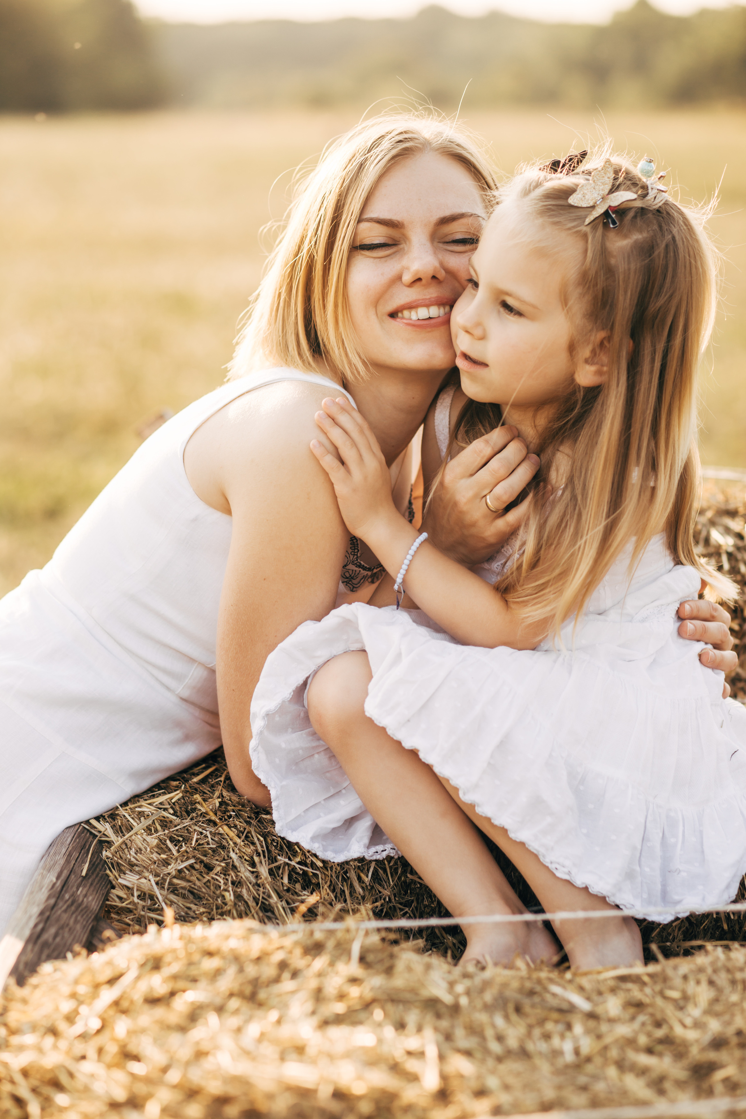 Anya, Tolik, Olya. Portrait family photographer in Berlin Elena Zakh