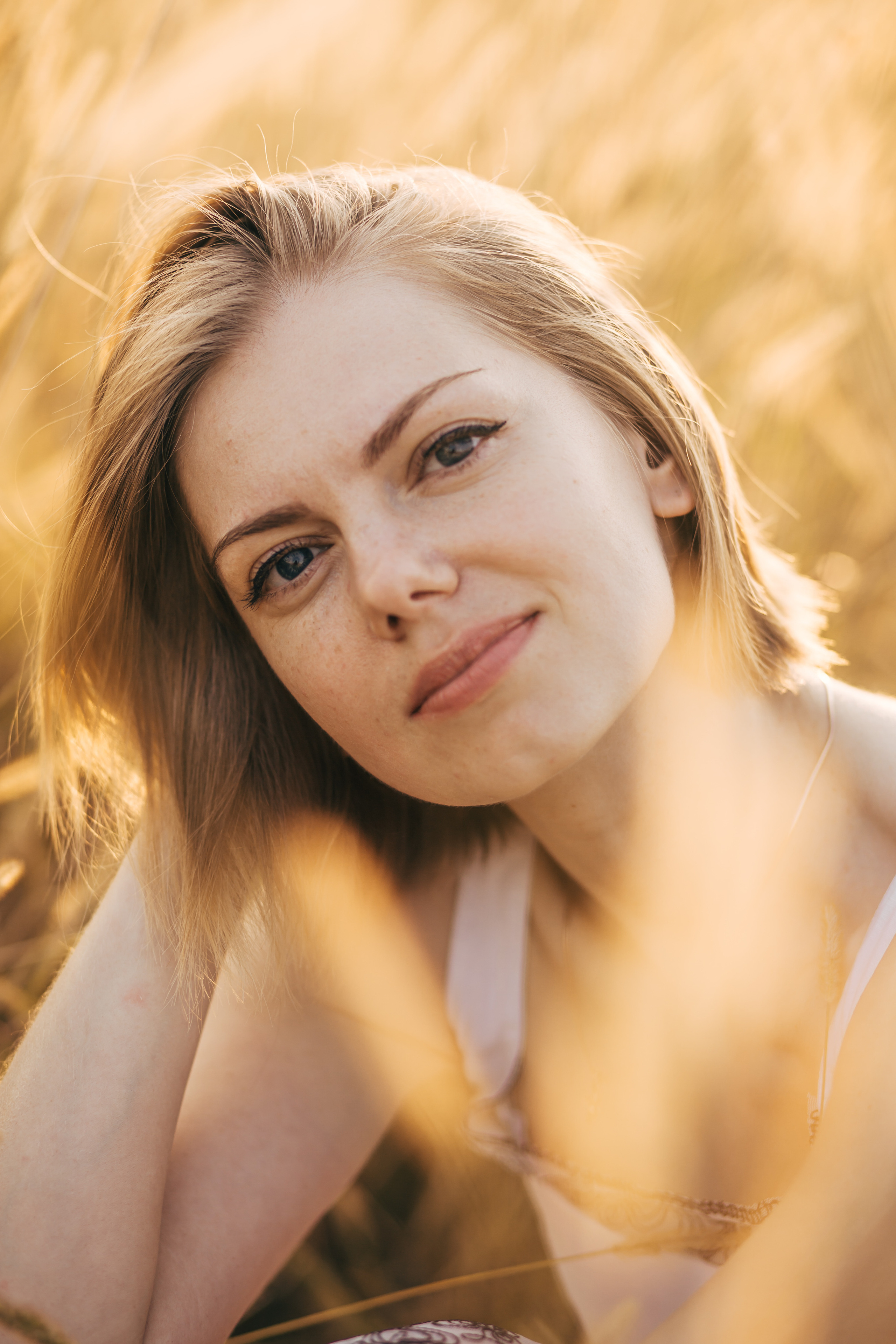 Anya, Tolik, Olya. Portrait family photographer in Berlin Elena Zakh