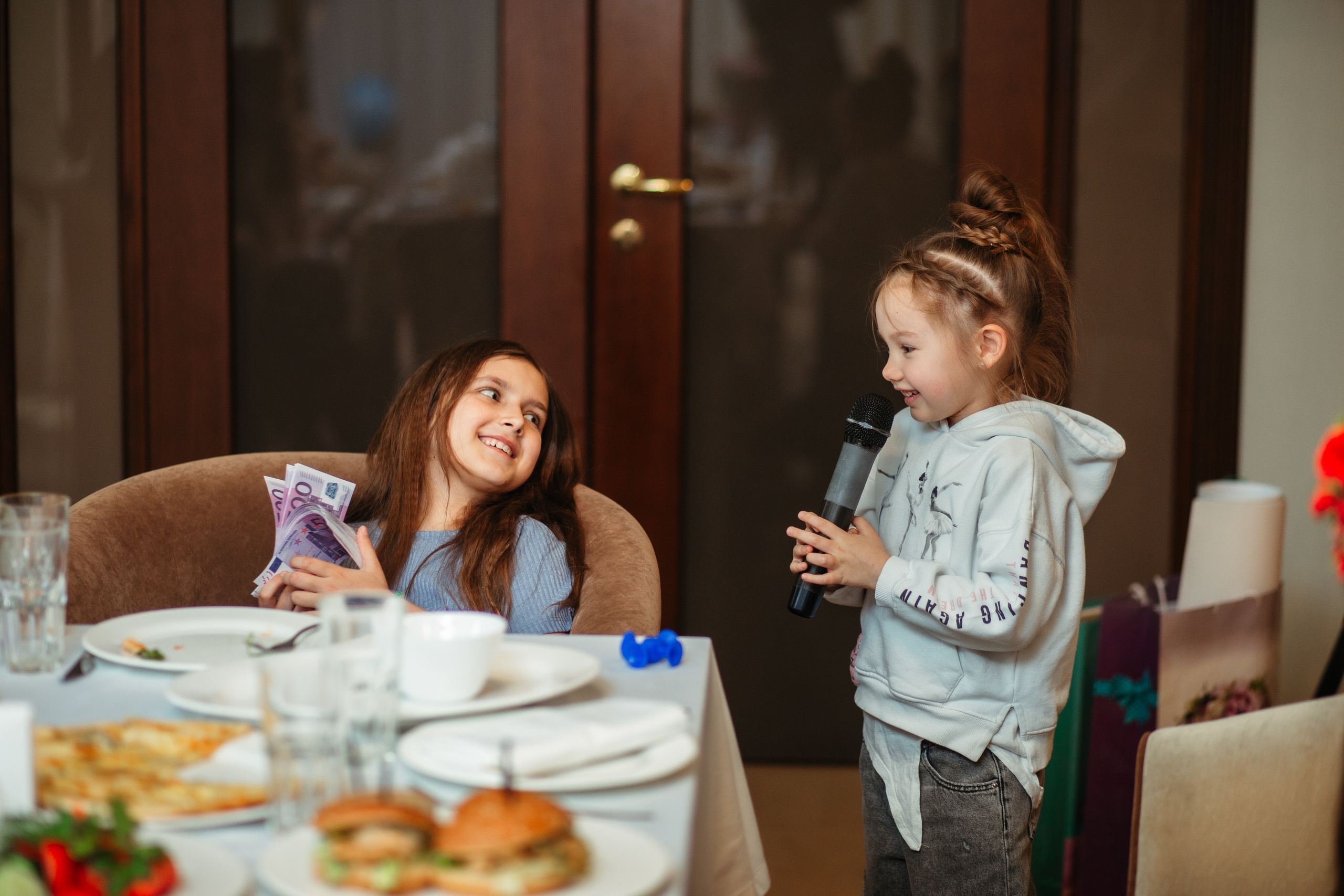 Polina’s birthday. Portrait family photographer in Berlin Elena Zakh