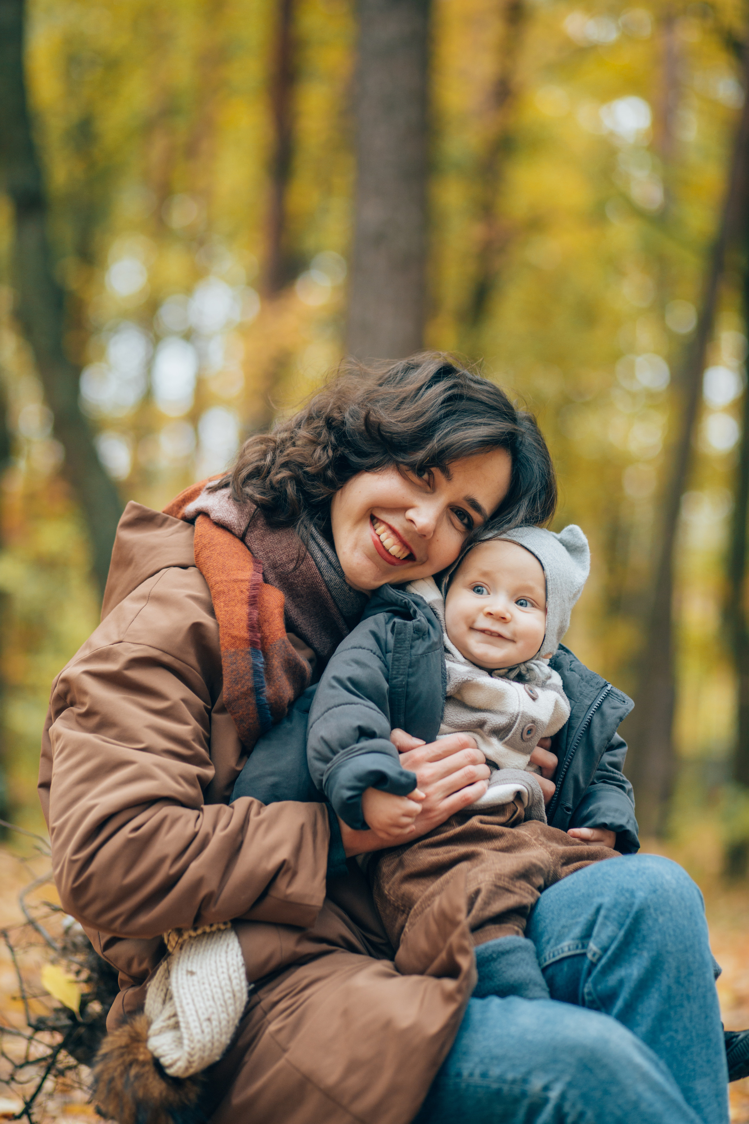 Natalie and kids. Portrait family photographer in Berlin Elena Zakh