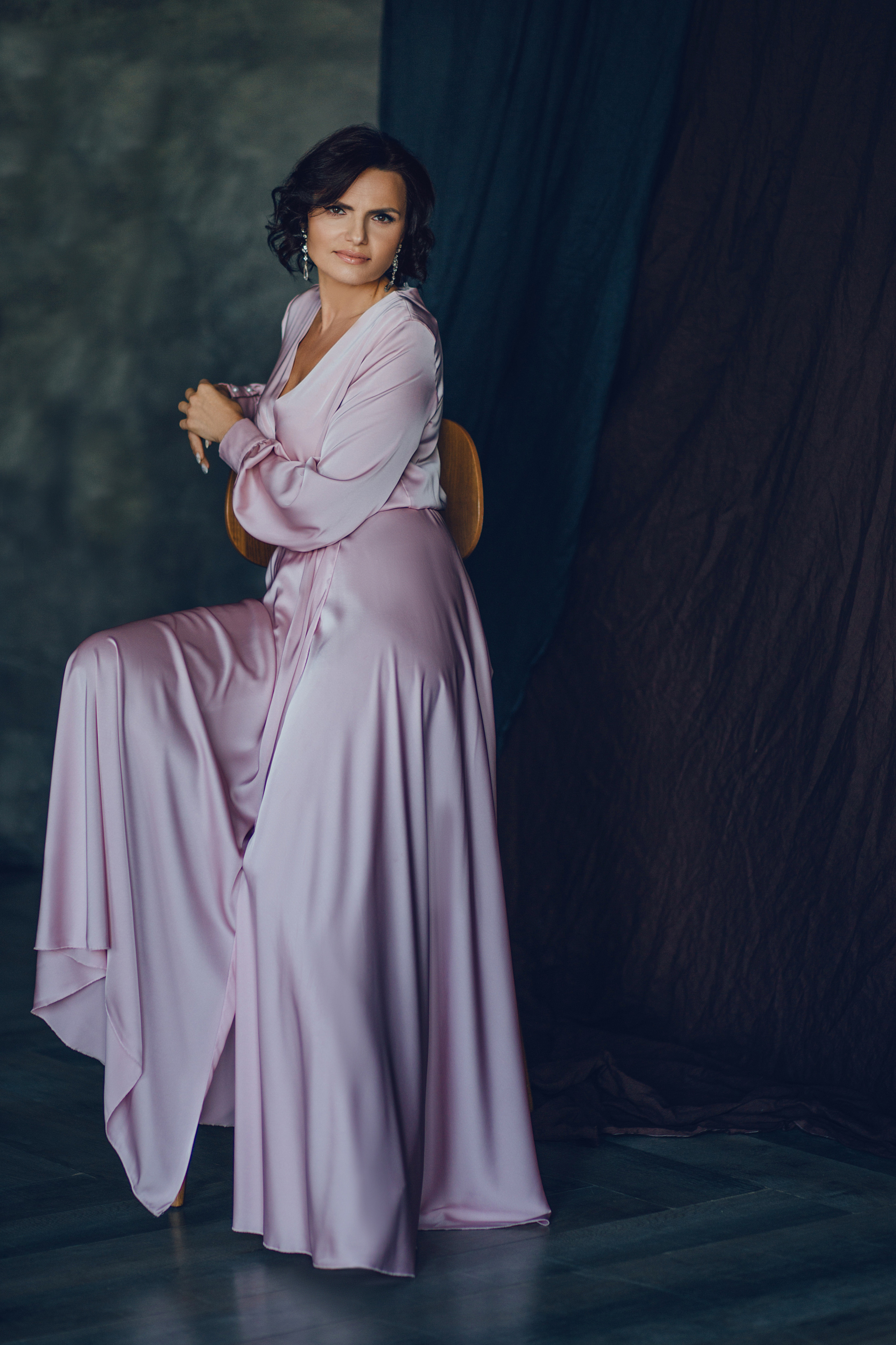 Women. Portrait family photographer in Berlin Elena Zakh