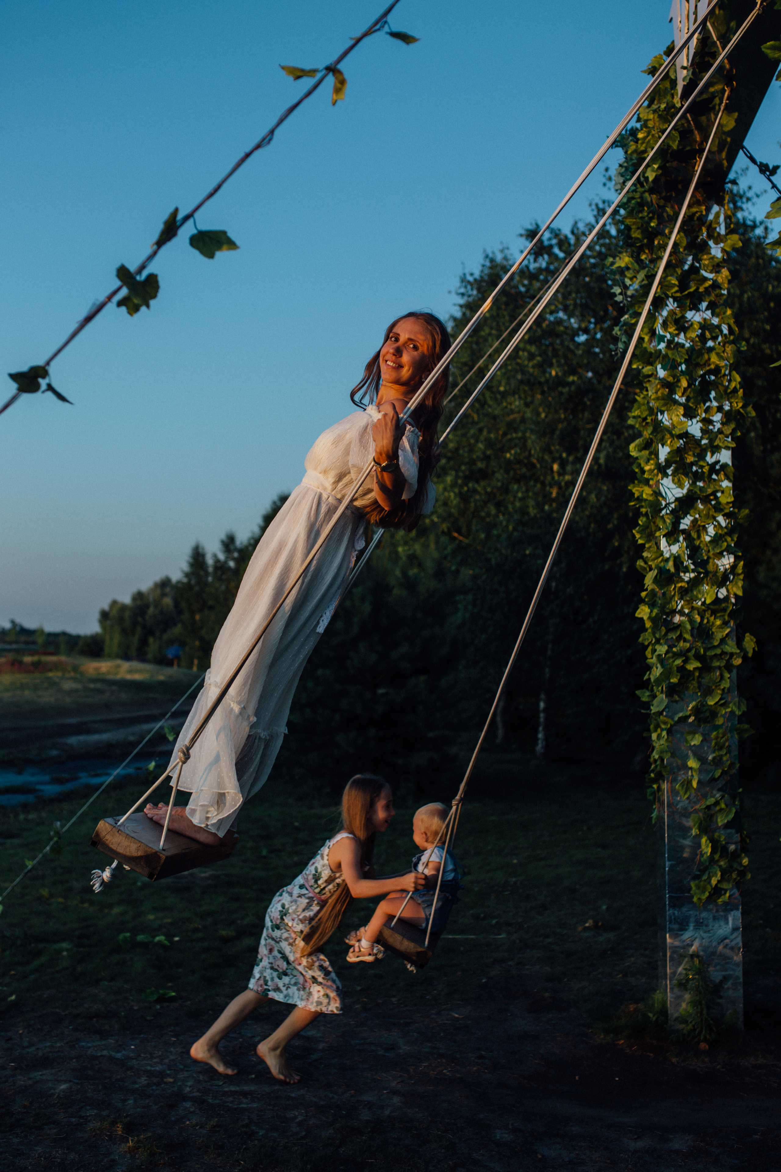 Dobropark. Portrait family photographer in Berlin Elena Zakh