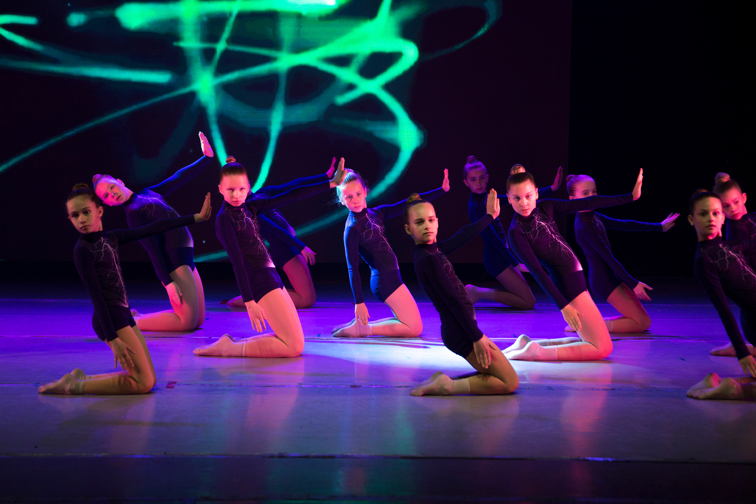 Dance school concert. Portrait family photographer in Berlin Elena Zakh