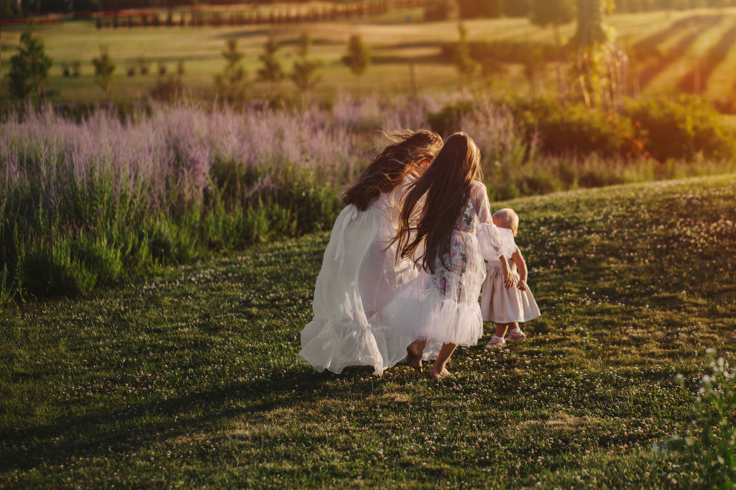 Dobropark. Portrait family photographer in Berlin Elena Zakh