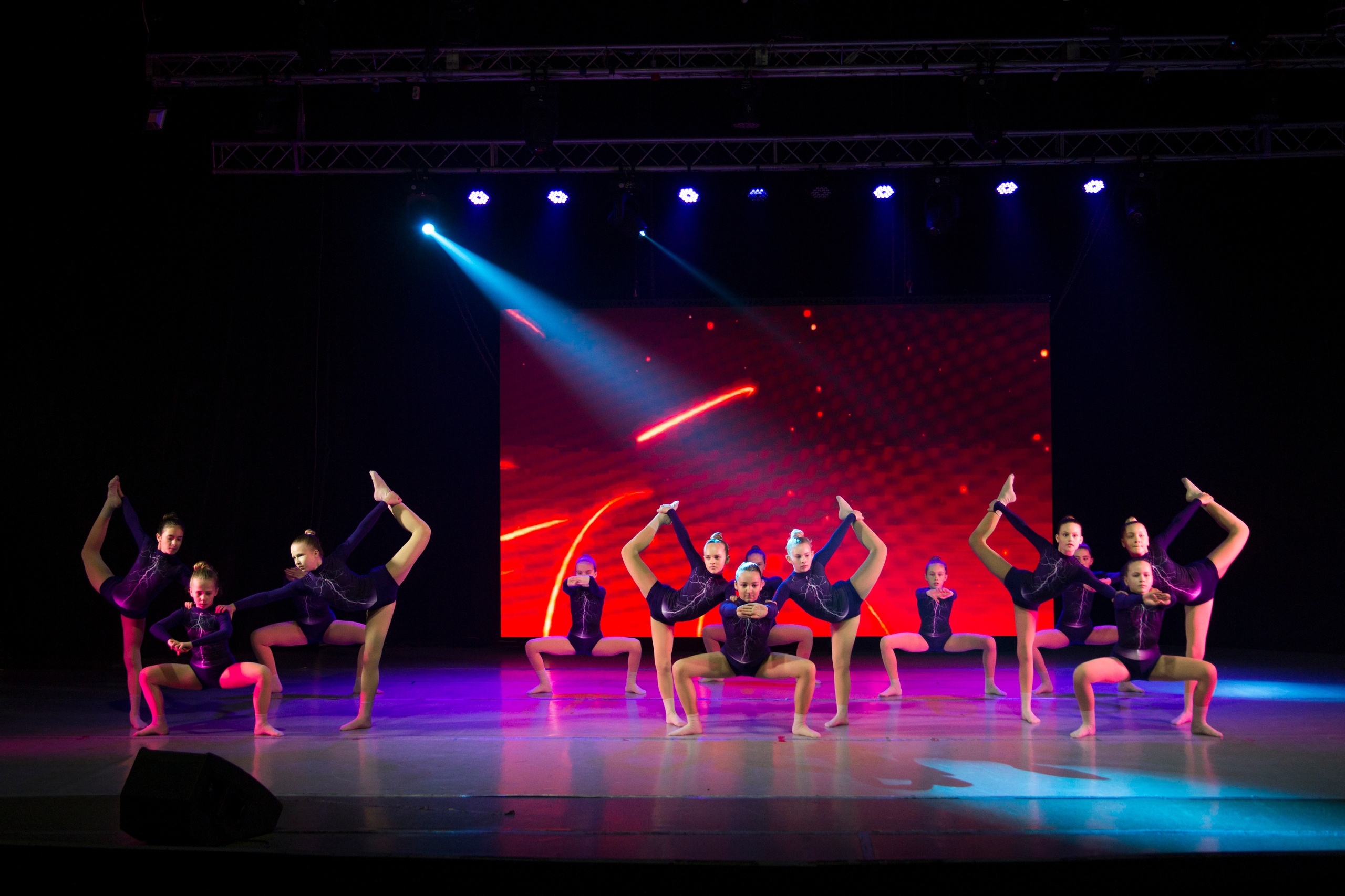 Dance school concert. Portrait family photographer in Berlin Elena Zakh