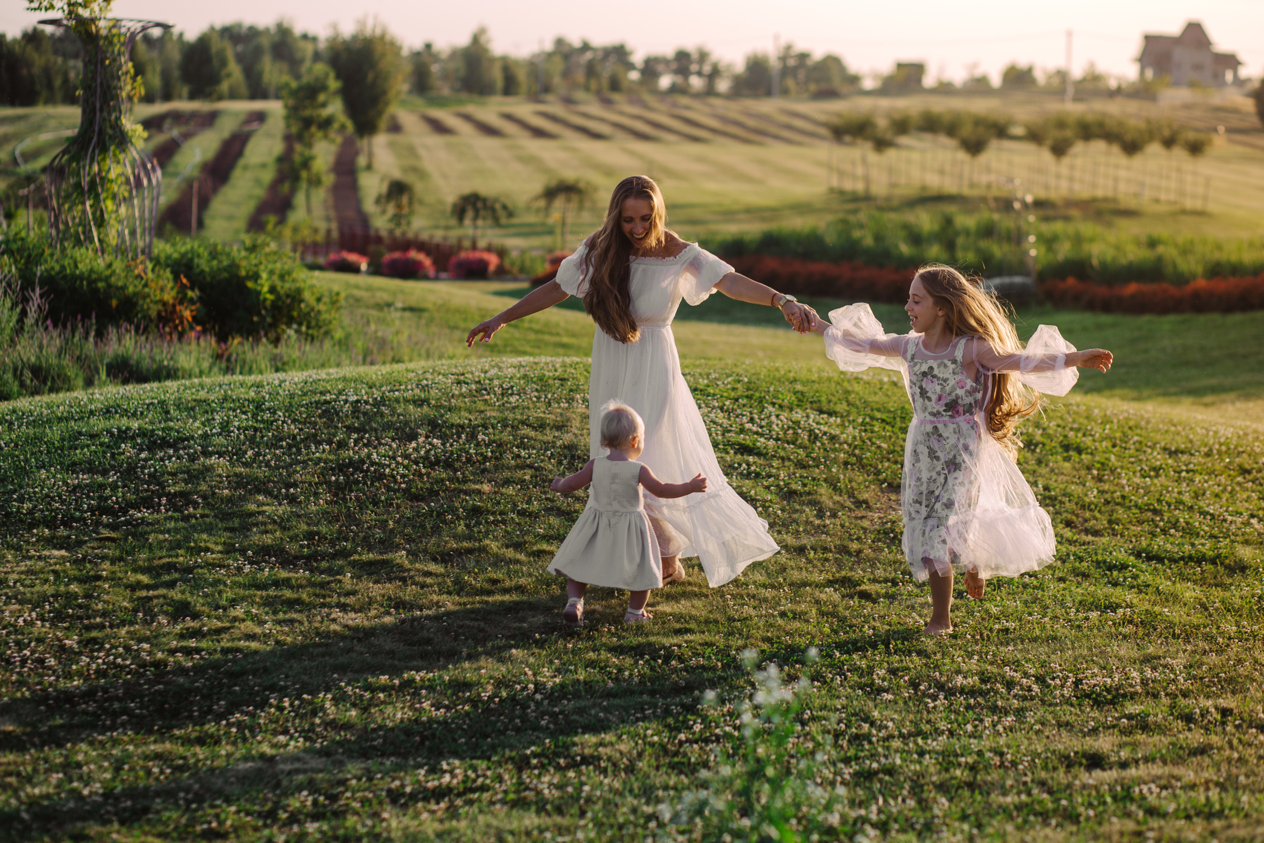 Dobropark. Portrait family photographer in Berlin Elena Zakh