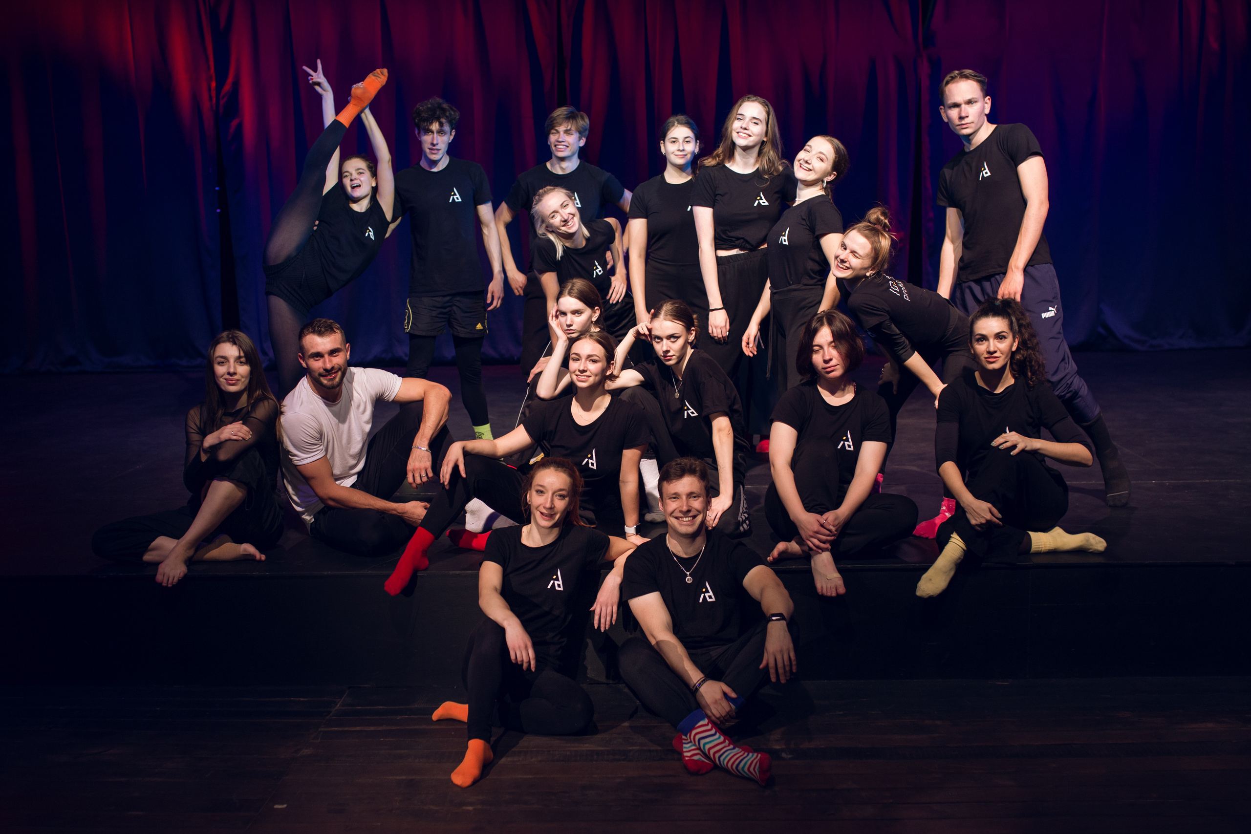 Creative performance “our thoughts”. Portrait family photographer in Berlin Elena Zakh