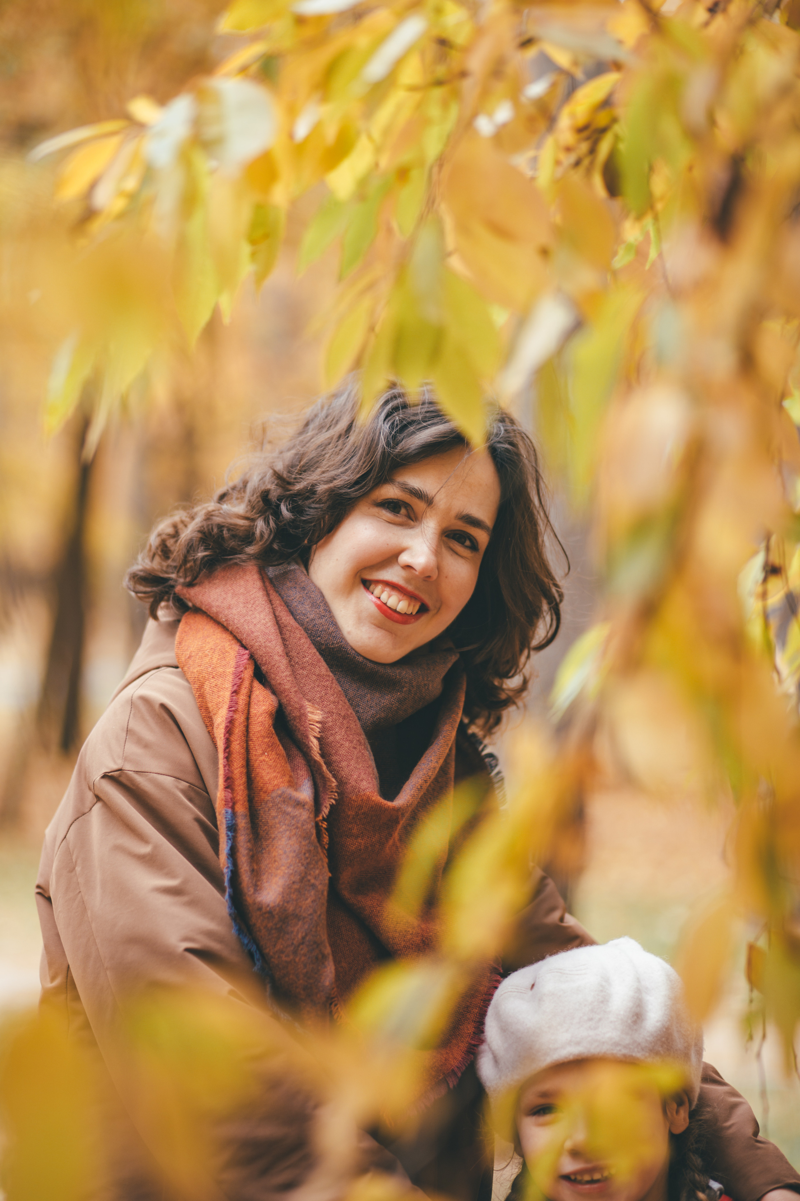Natalie and kids. Portrait family photographer in Berlin Elena Zakh