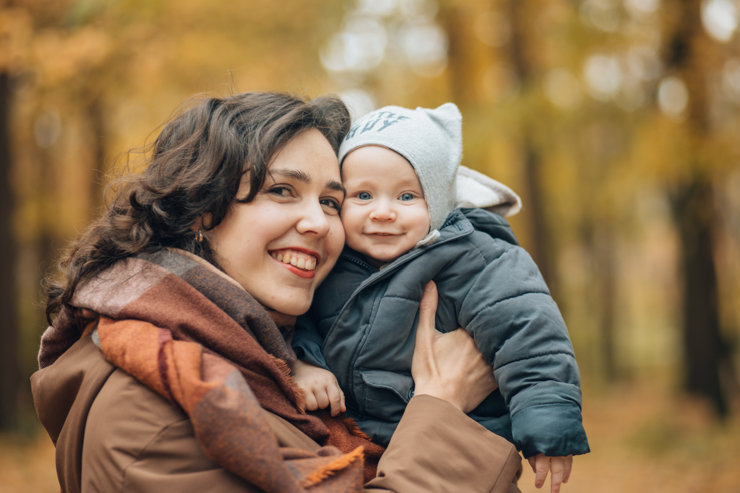 Natalie and kids. Portrait family photographer in Berlin Elena Zakh