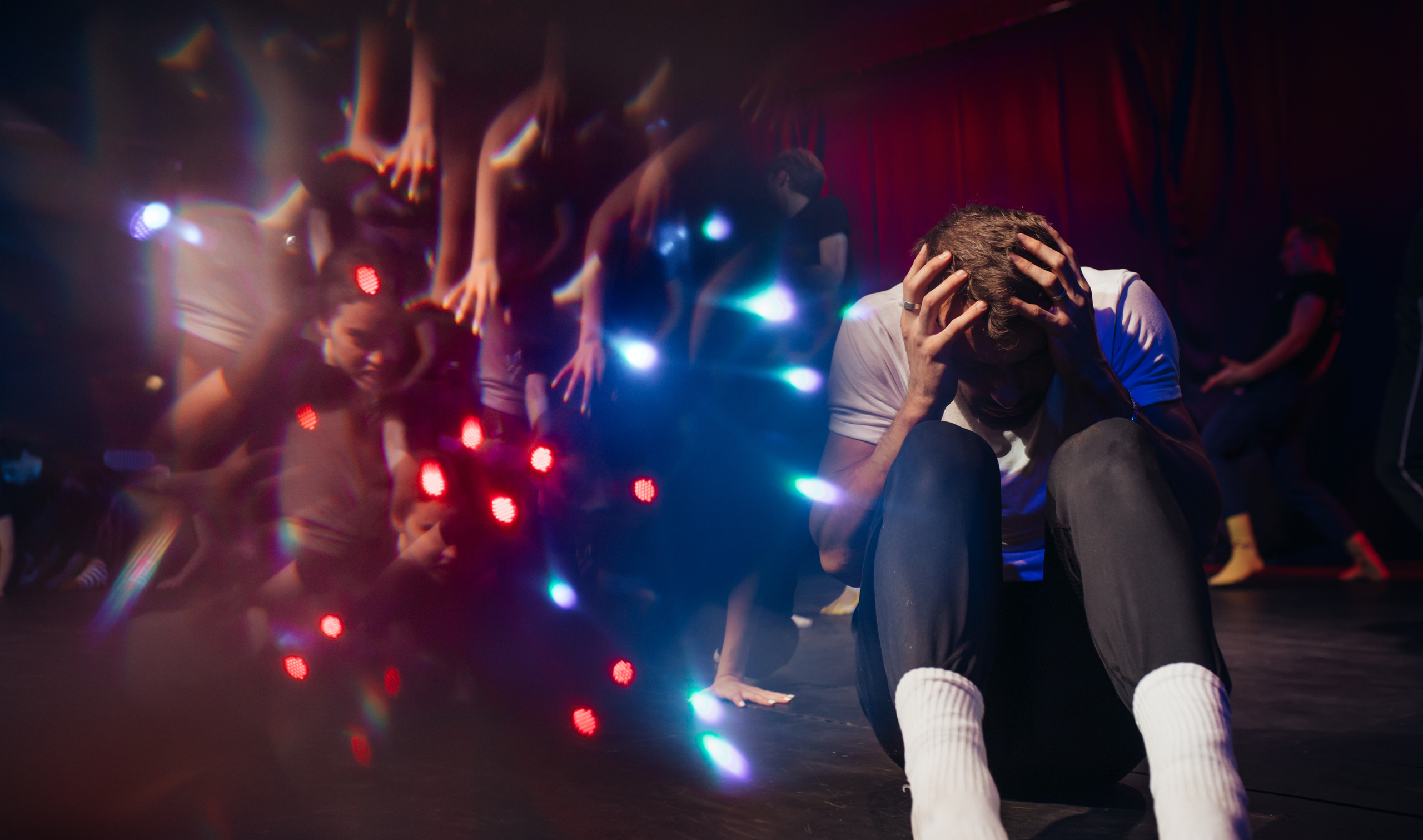 Creative performance “our thoughts”. Portrait family photographer in Berlin Elena Zakh