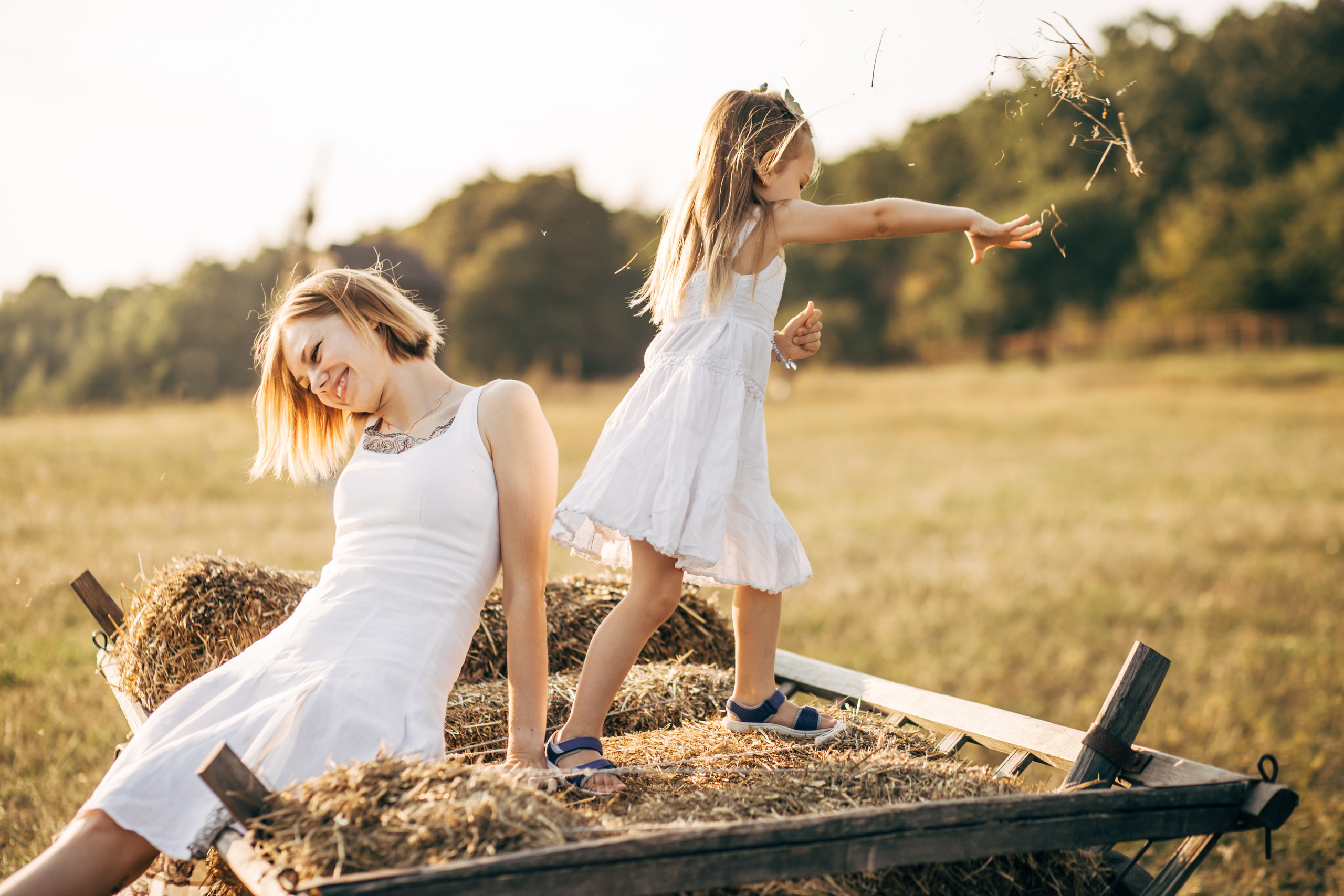 Anya, Tolik, Olya. Portrait family photographer in Berlin Elena Zakh