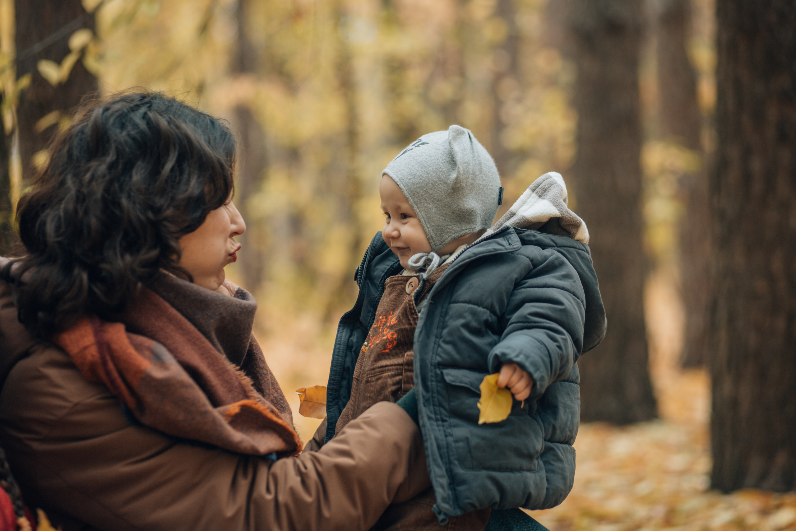 Natalie and kids. Portrait family photographer in Berlin Elena Zakh