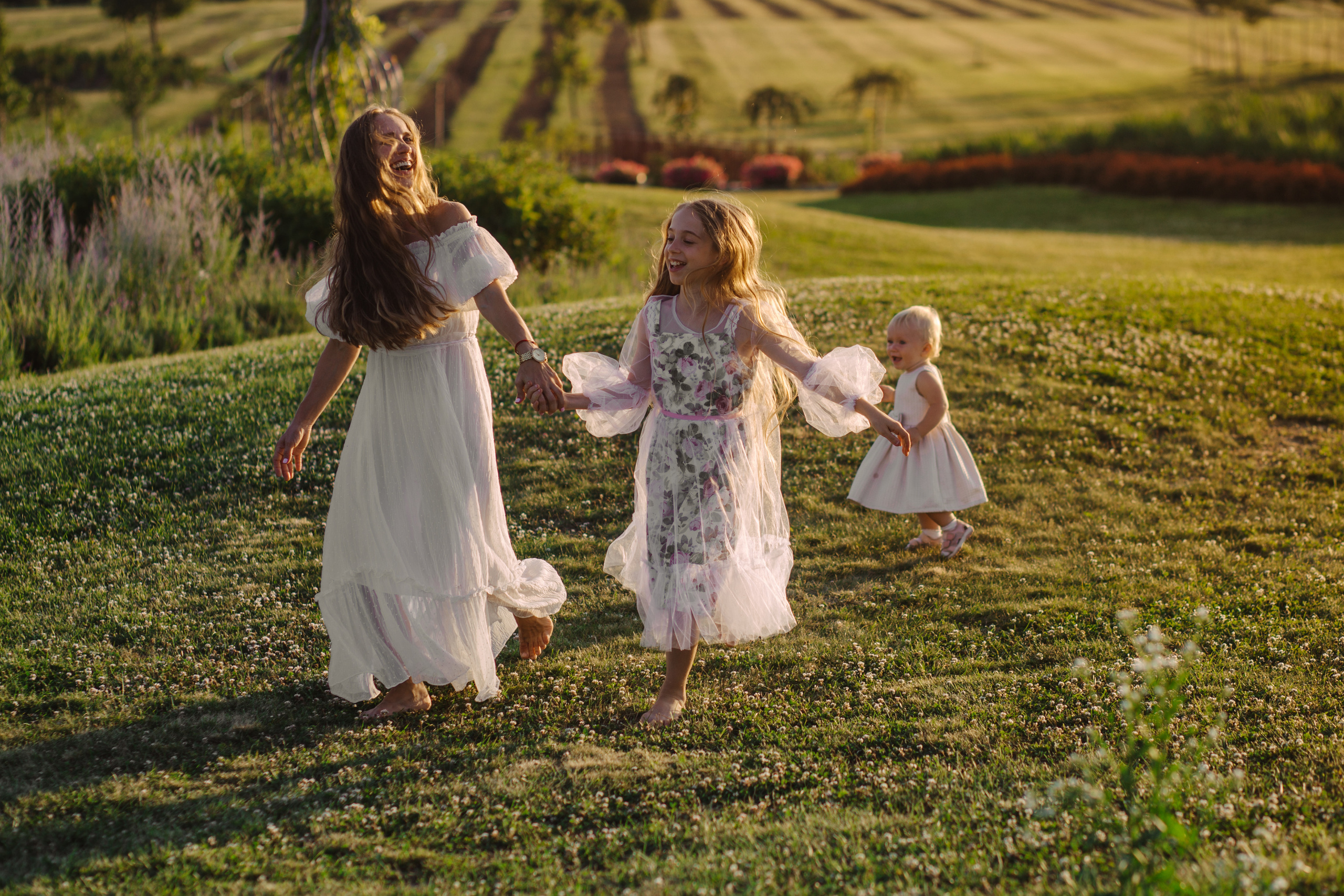 Dobropark. Portrait family photographer in Berlin Elena Zakh