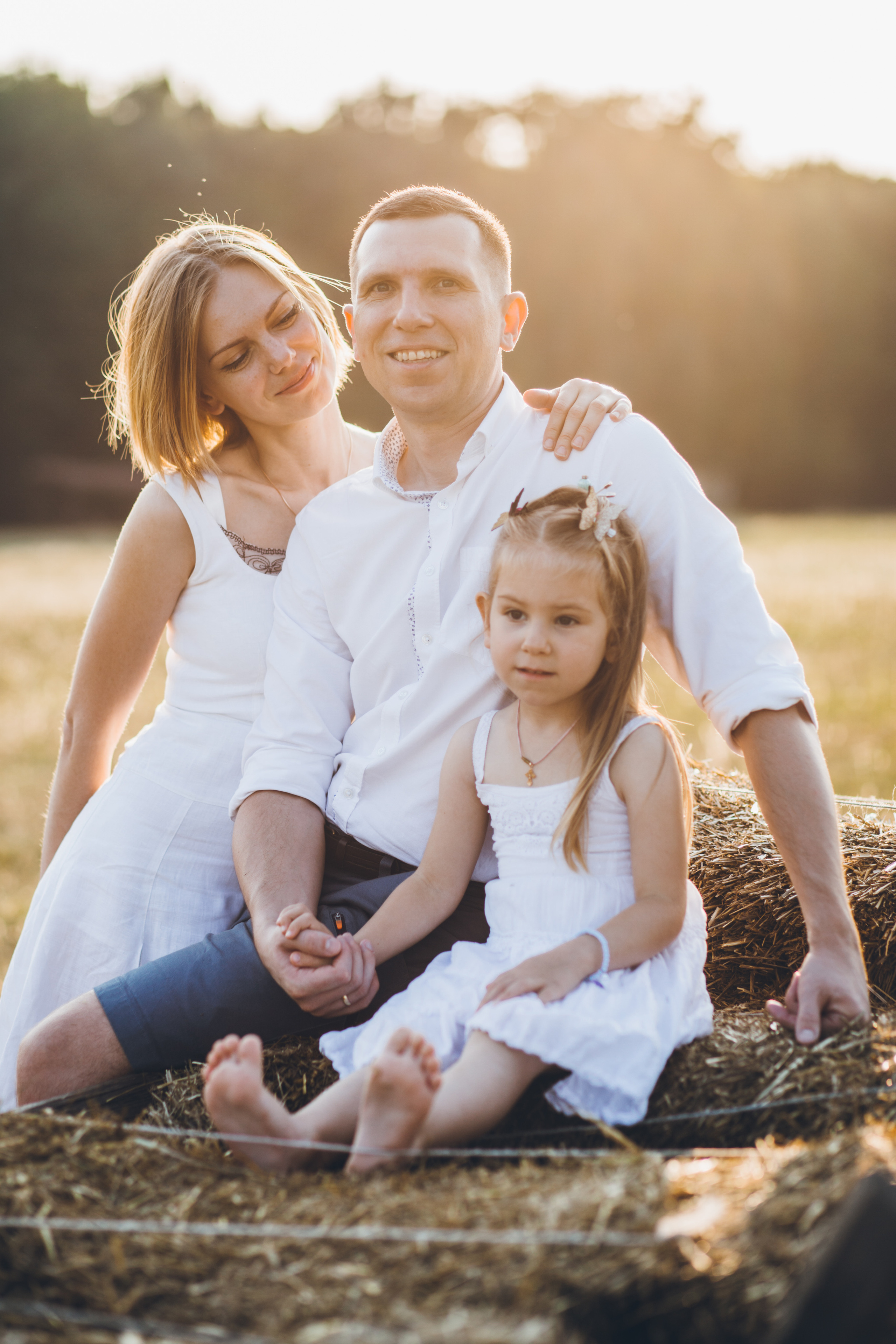 Anya, Tolik, Olya. Portrait family photographer in Berlin Elena Zakh