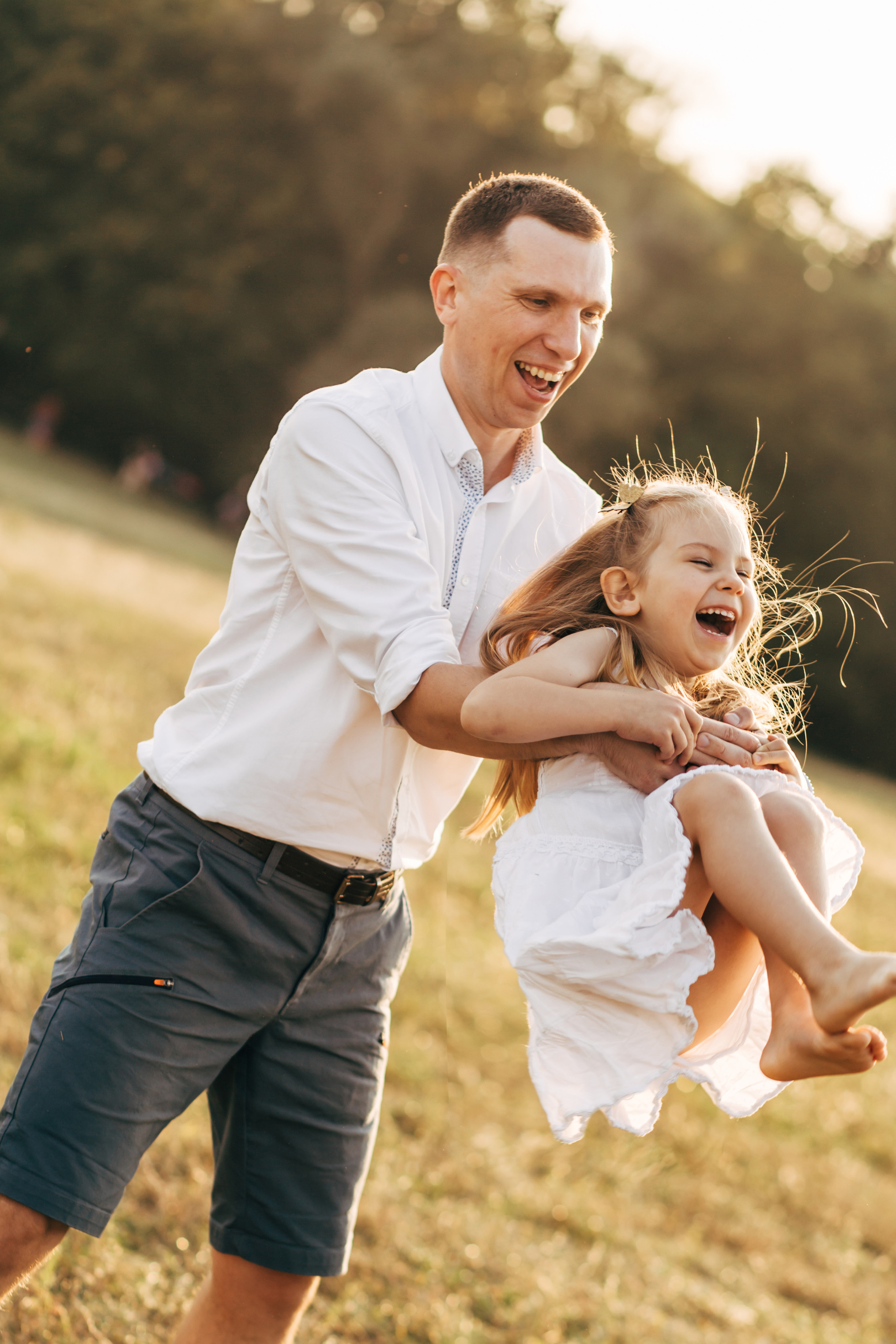 Anya, Tolik, Olya. Portrait family photographer in Berlin Elena Zakh