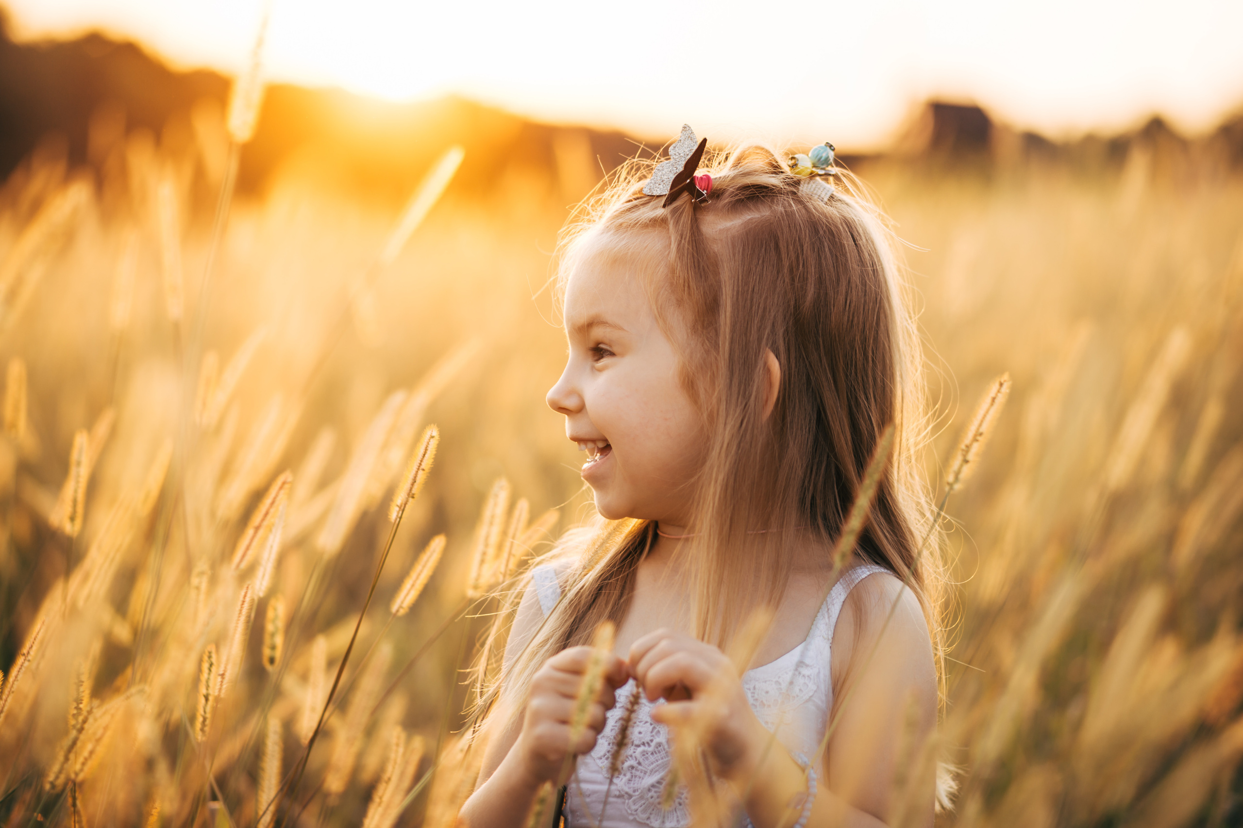 Anya, Tolik, Olya. Portrait family photographer in Berlin Elena Zakh