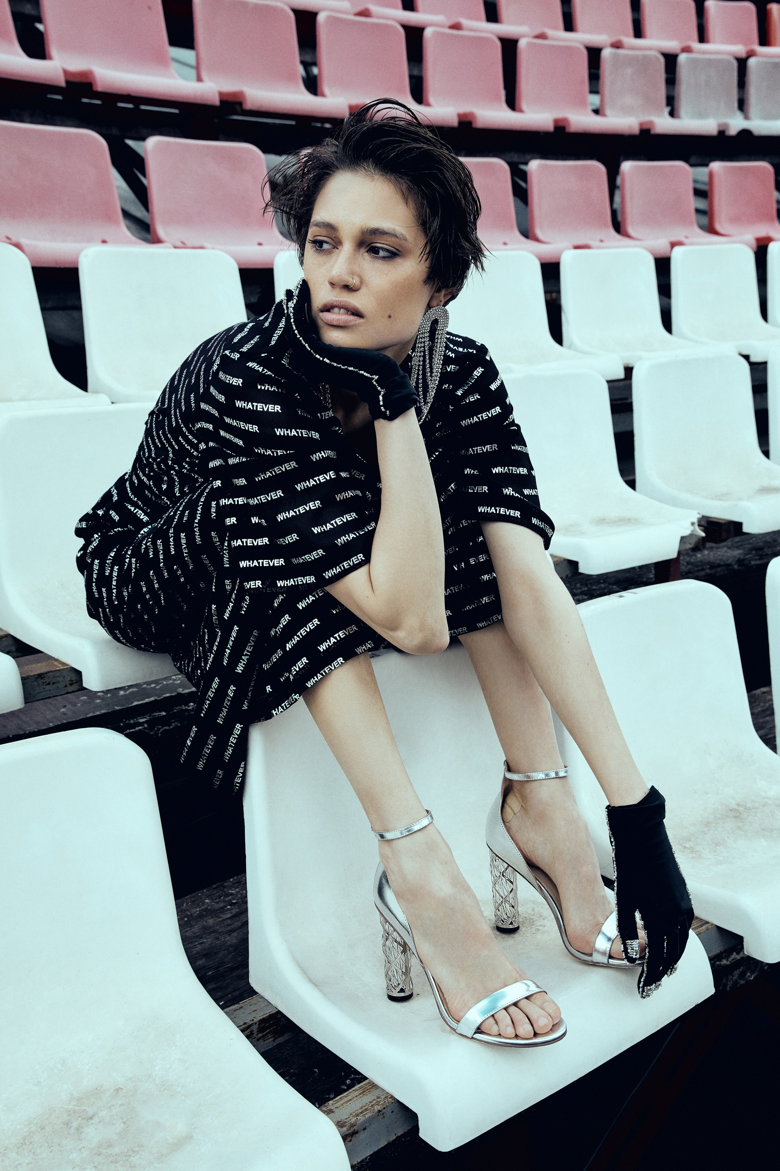 A GIRL IS A GUN. Abdrshin Valeriy photographer