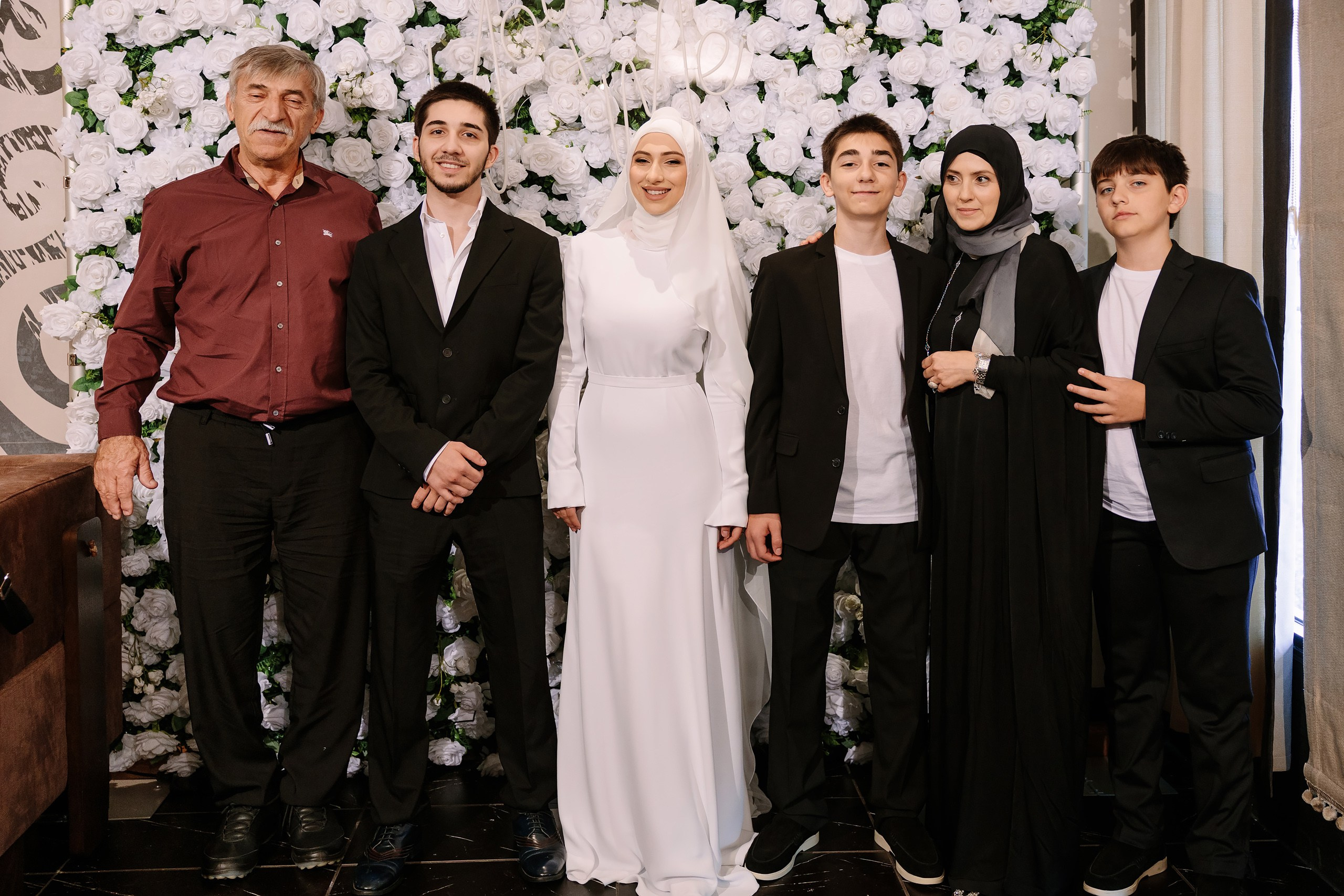 06.10.2024 Wedding Party. Wedding family event photographer in Chicago Nick Yushevich