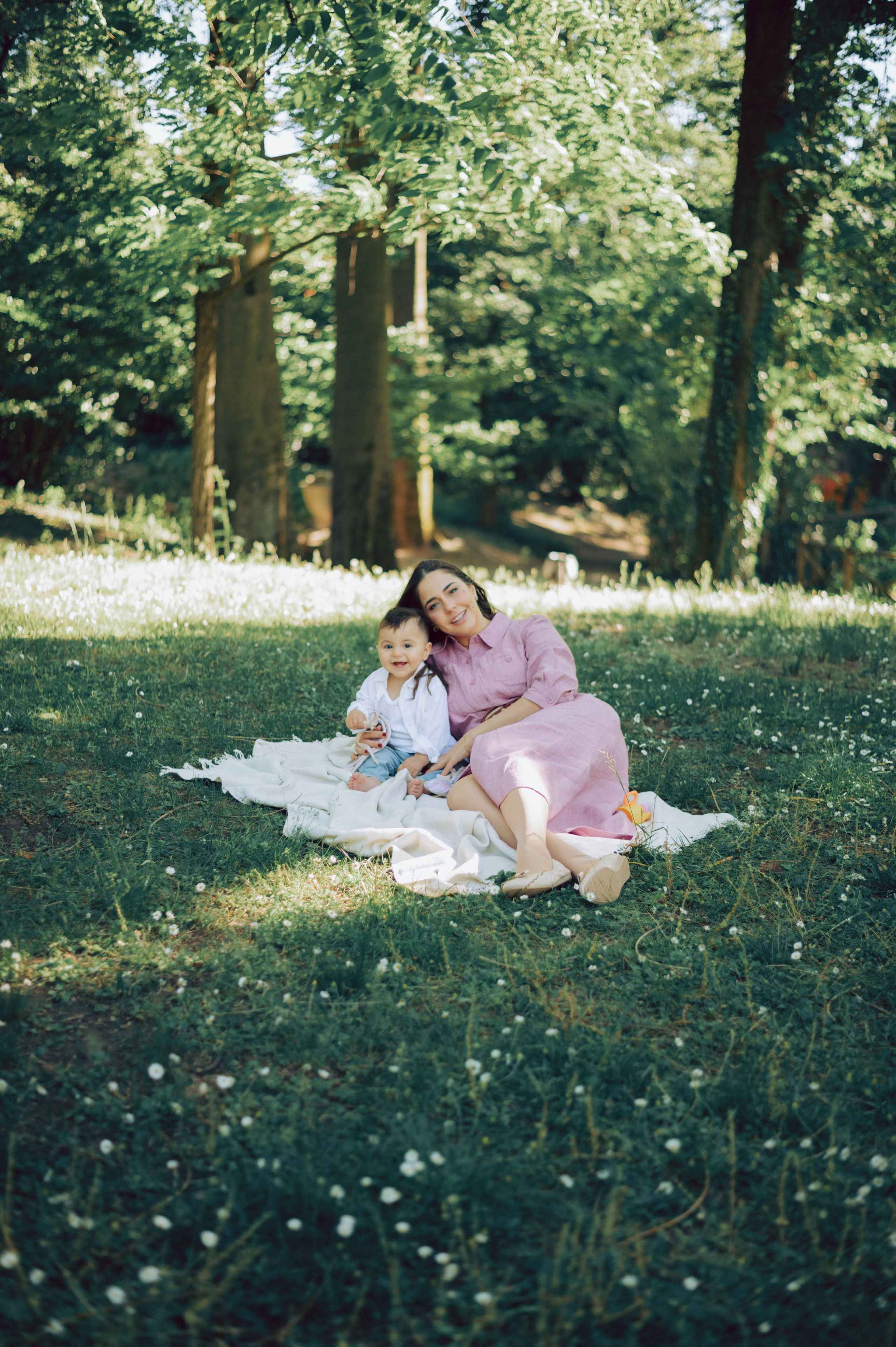 Nassib Maryam & Alexander in Milan. AnaMilanoFoto | Couple & Wedding Photographer in Milan