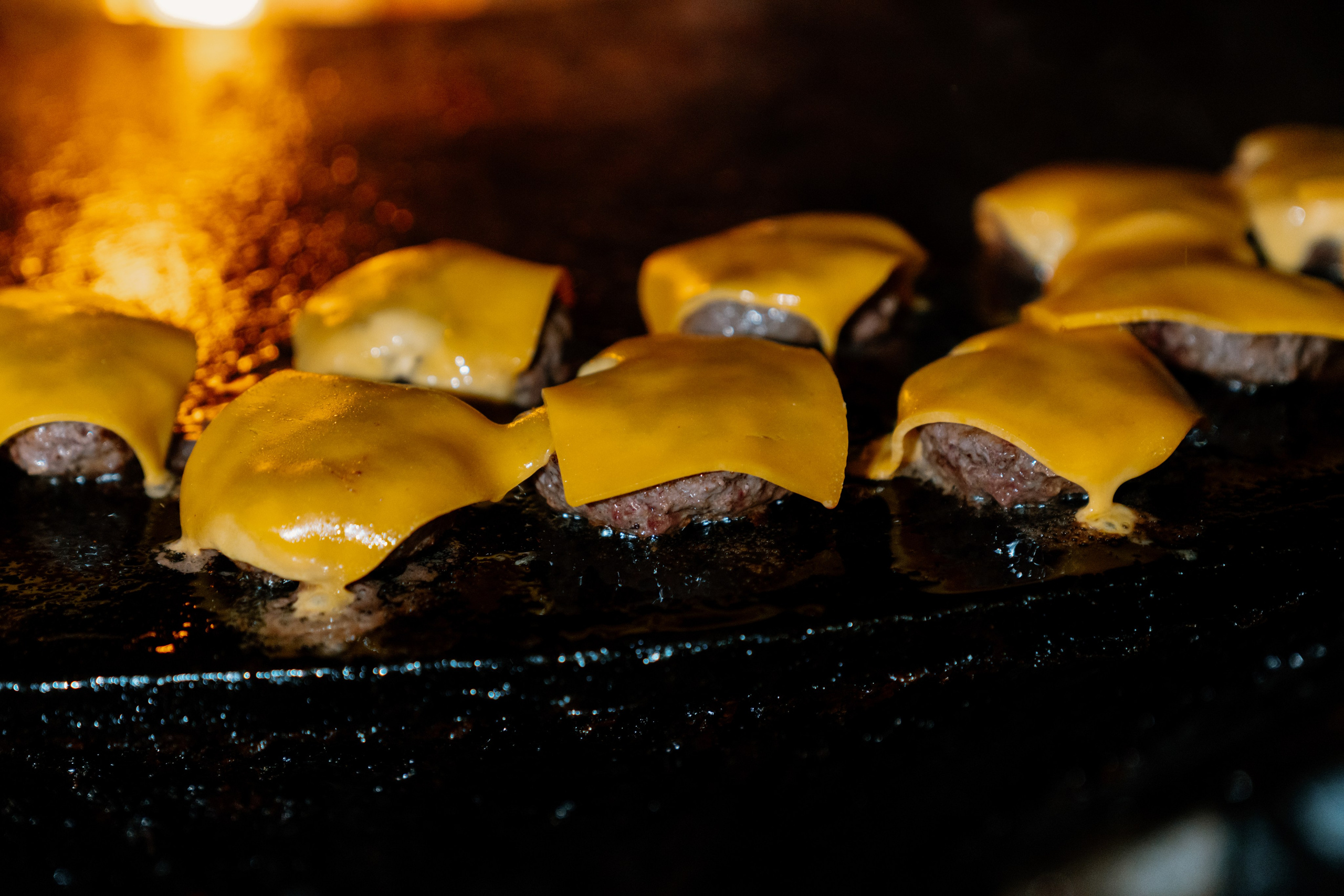 Alex & Corina. Gabrielacojocariu.com