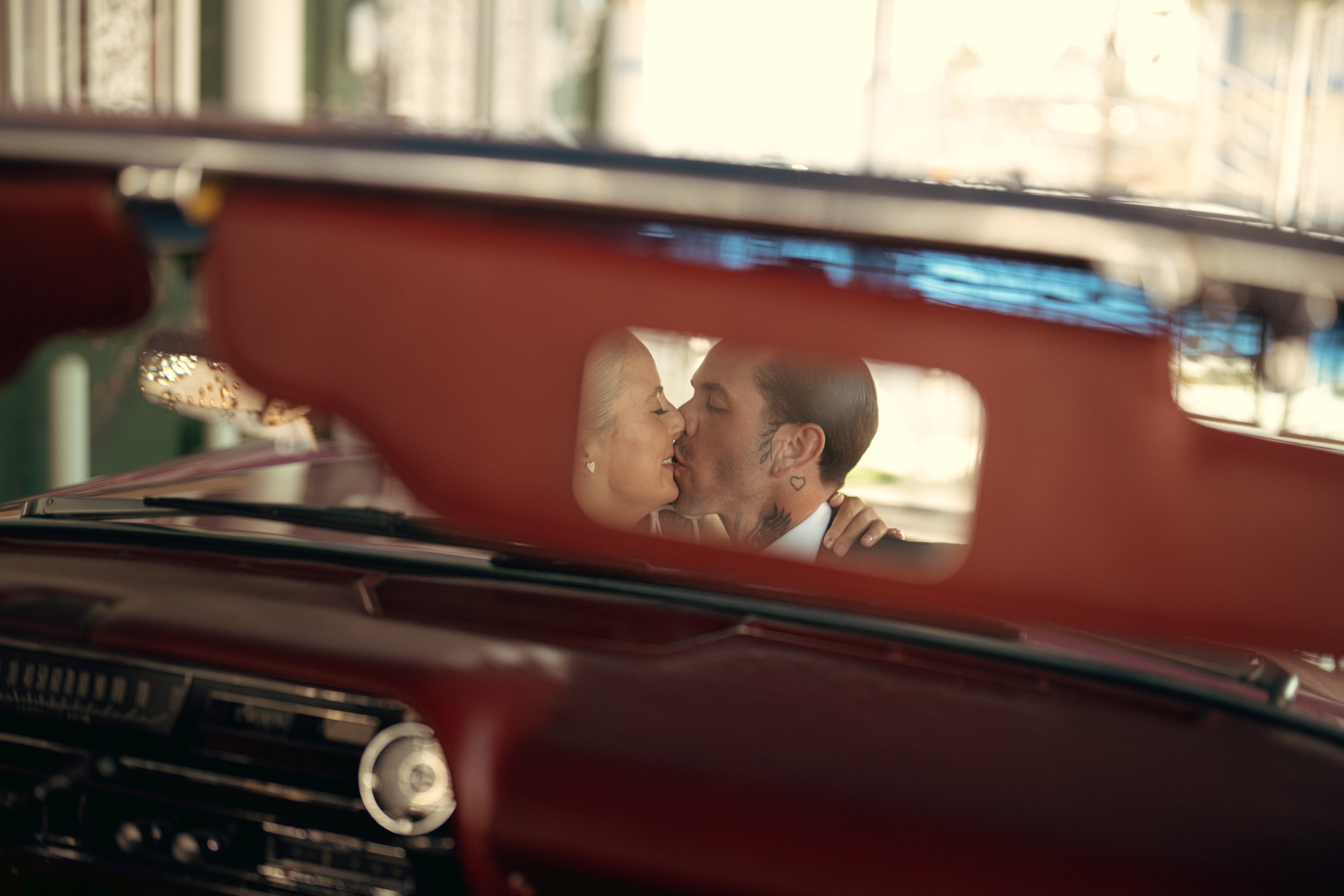 Klara&Marsel. Wedding & elopement photographer Viktoriya Kravtsov. Las Vegas