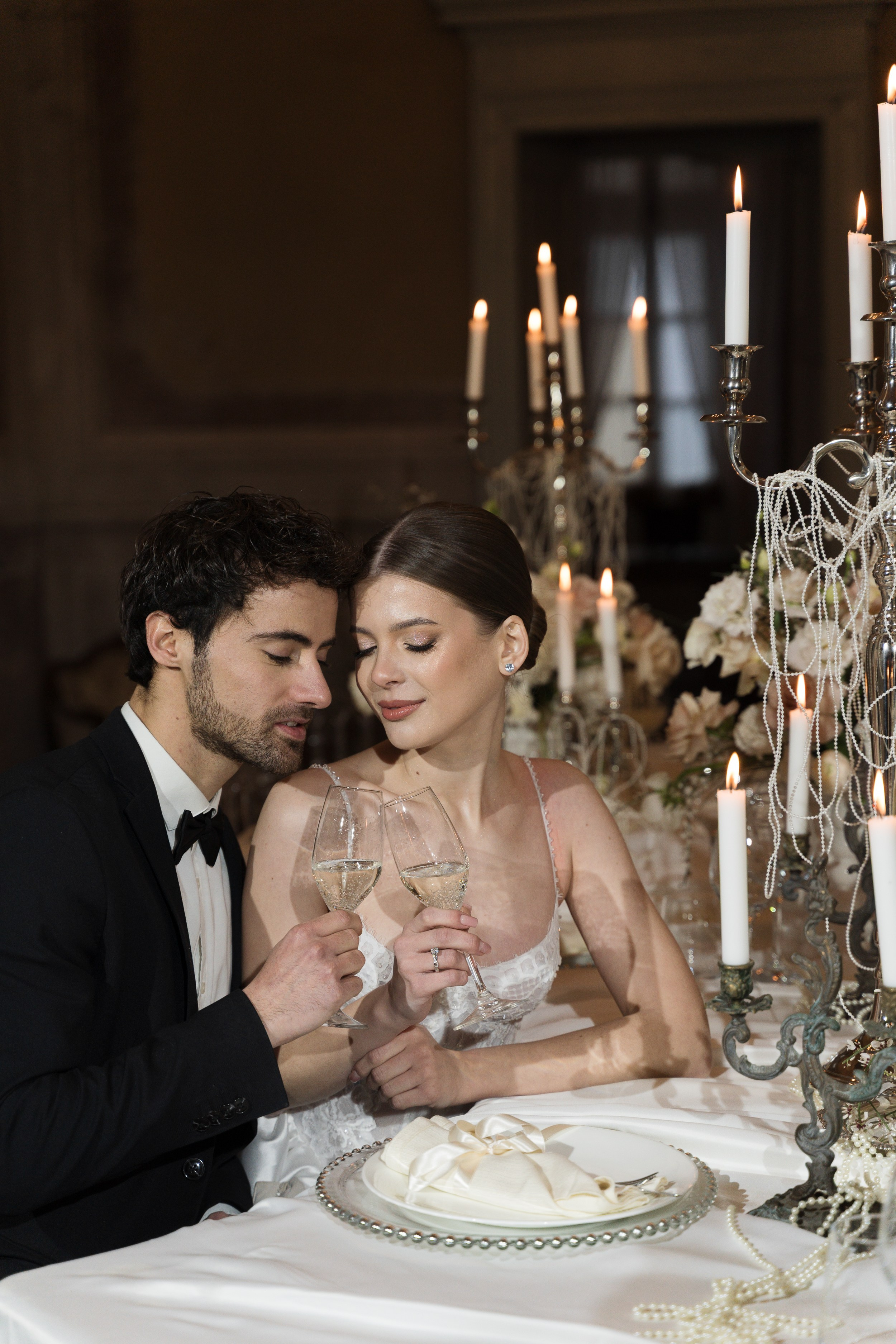 Intimate wedding in Milan. Proposal Photographer in Lake Como