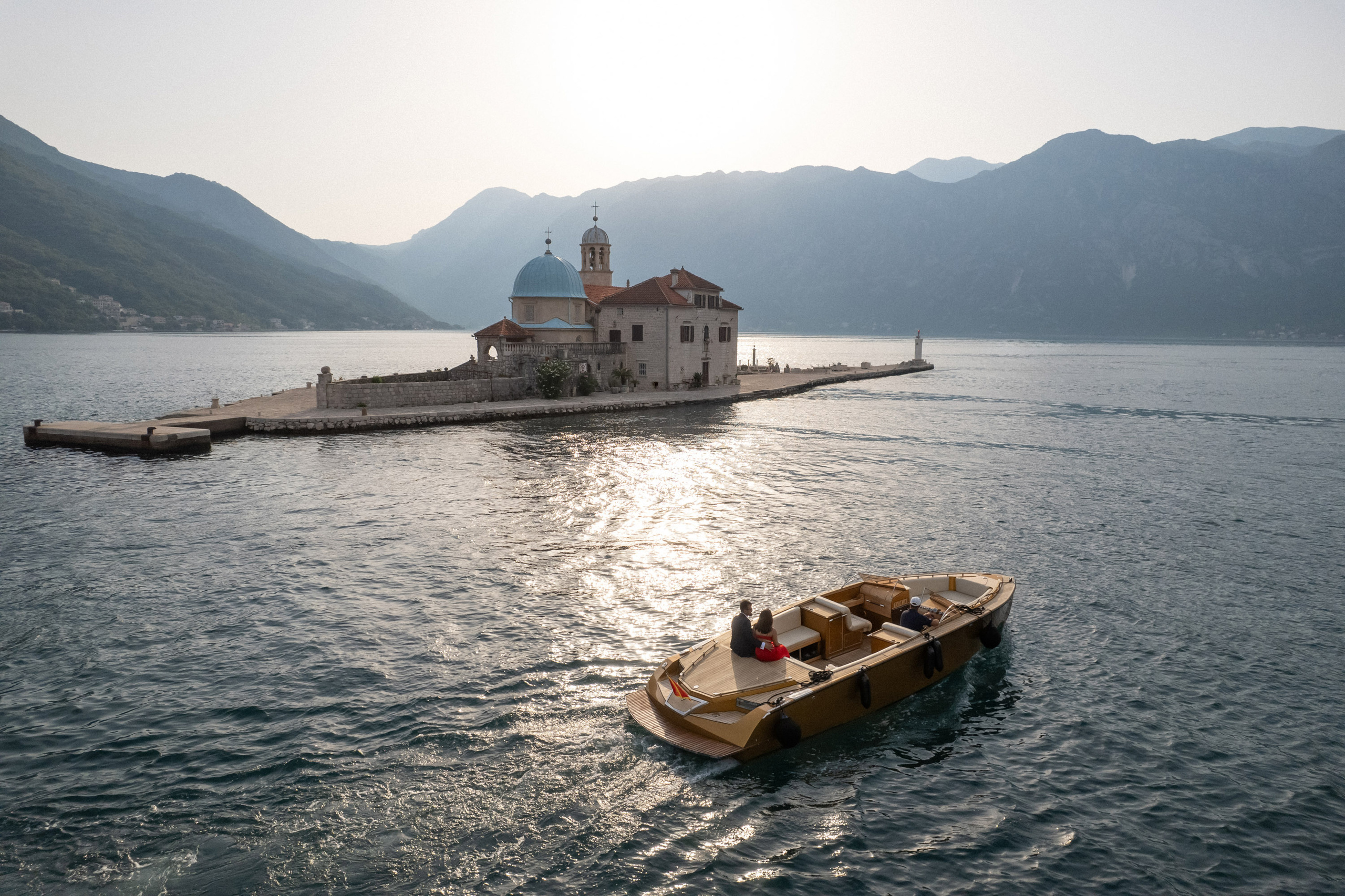 Proposal in Perast — Photographer Mariia Sosnina