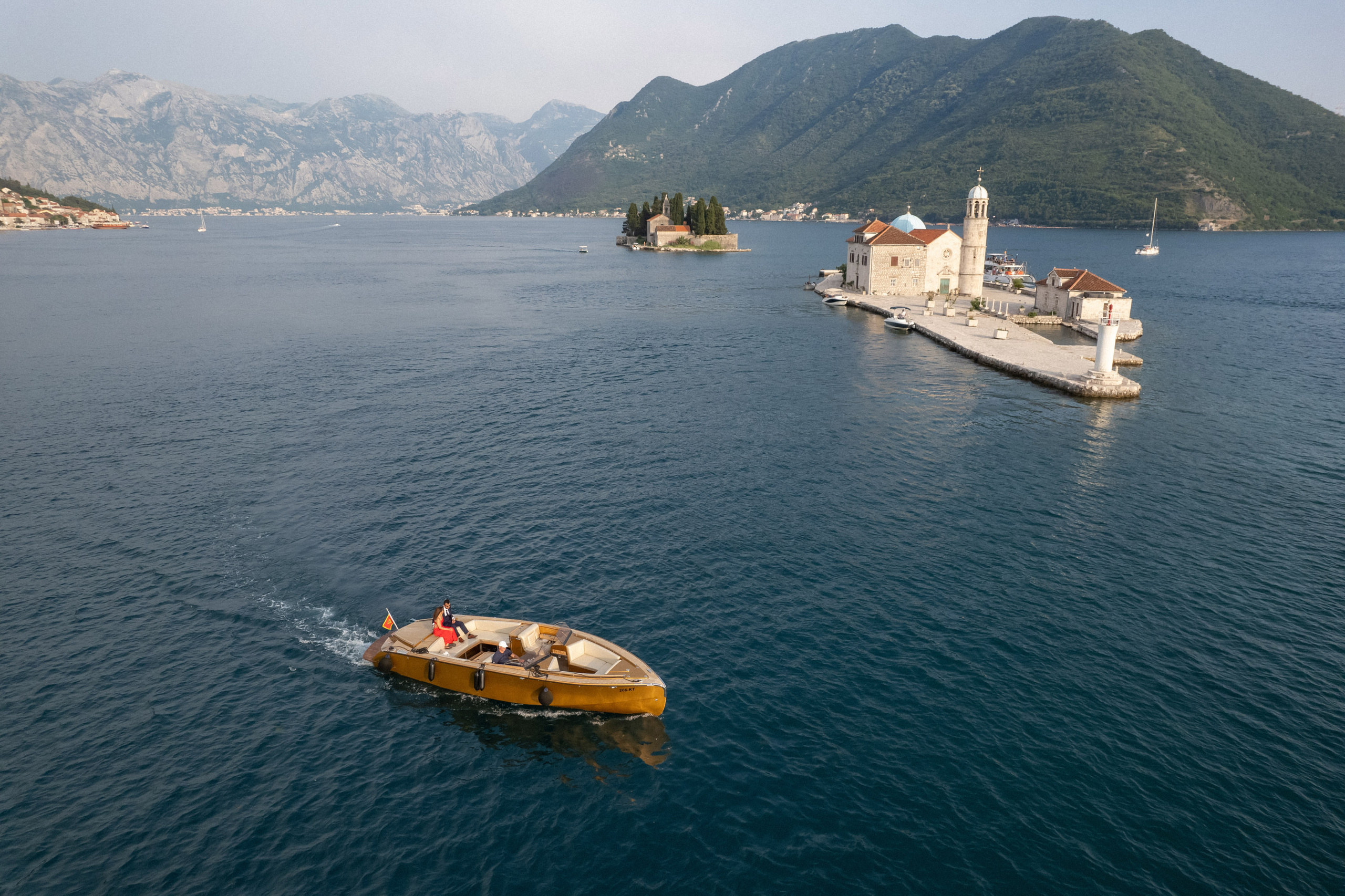 Proposal in Perast — Photographer Mariia Sosnina
