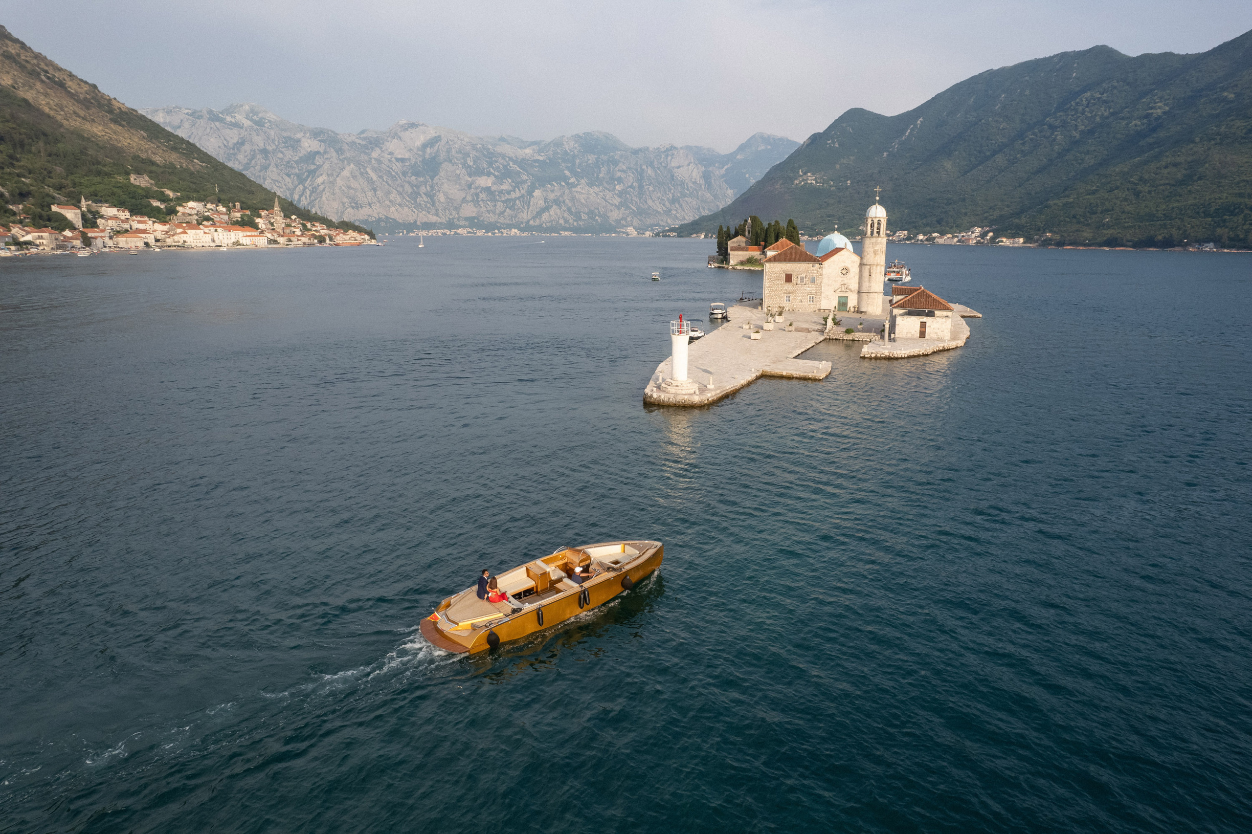 Proposal in Perast — Photographer Mariia Sosnina