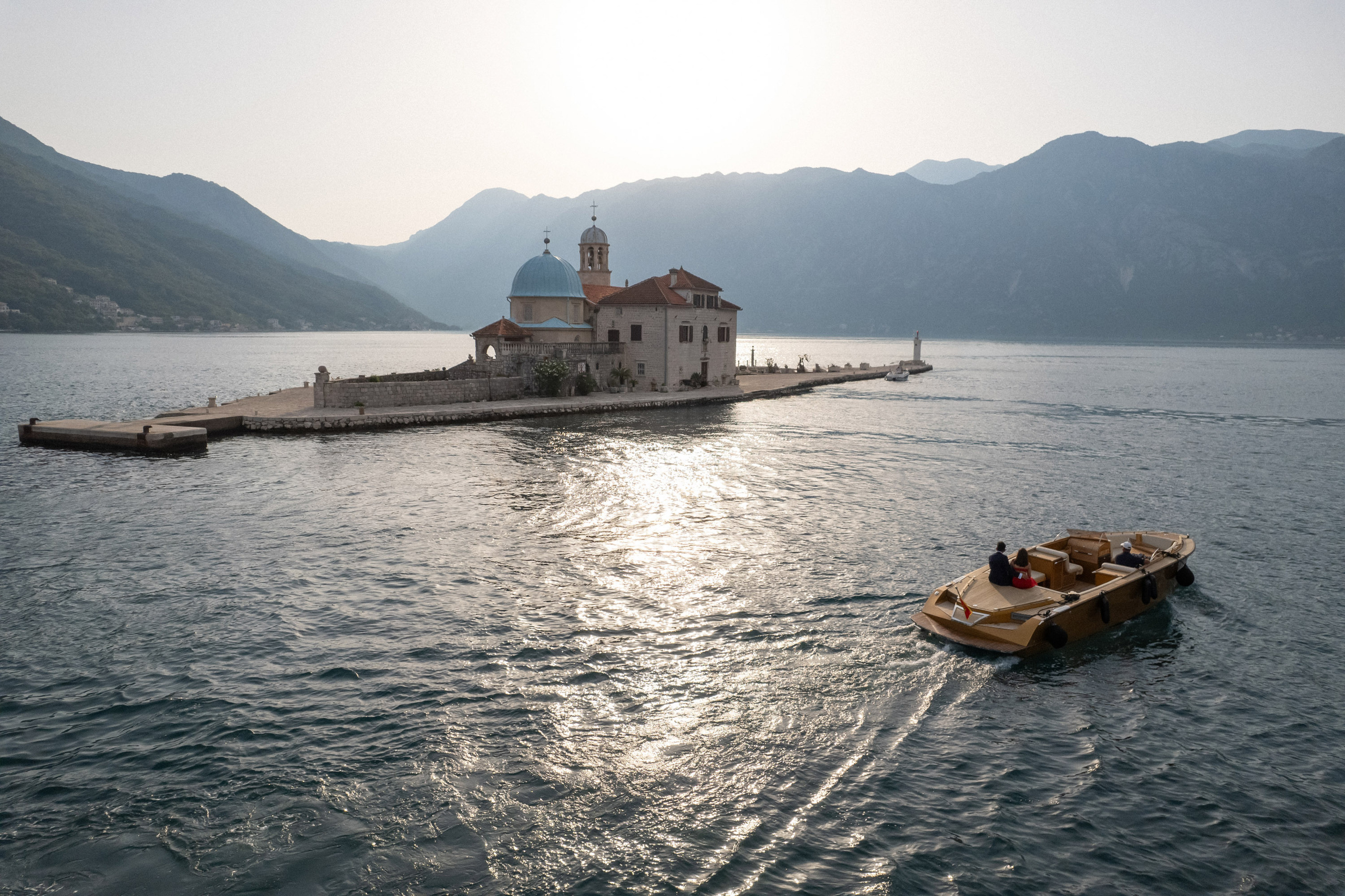 Proposal in Perast — Photographer Mariia Sosnina