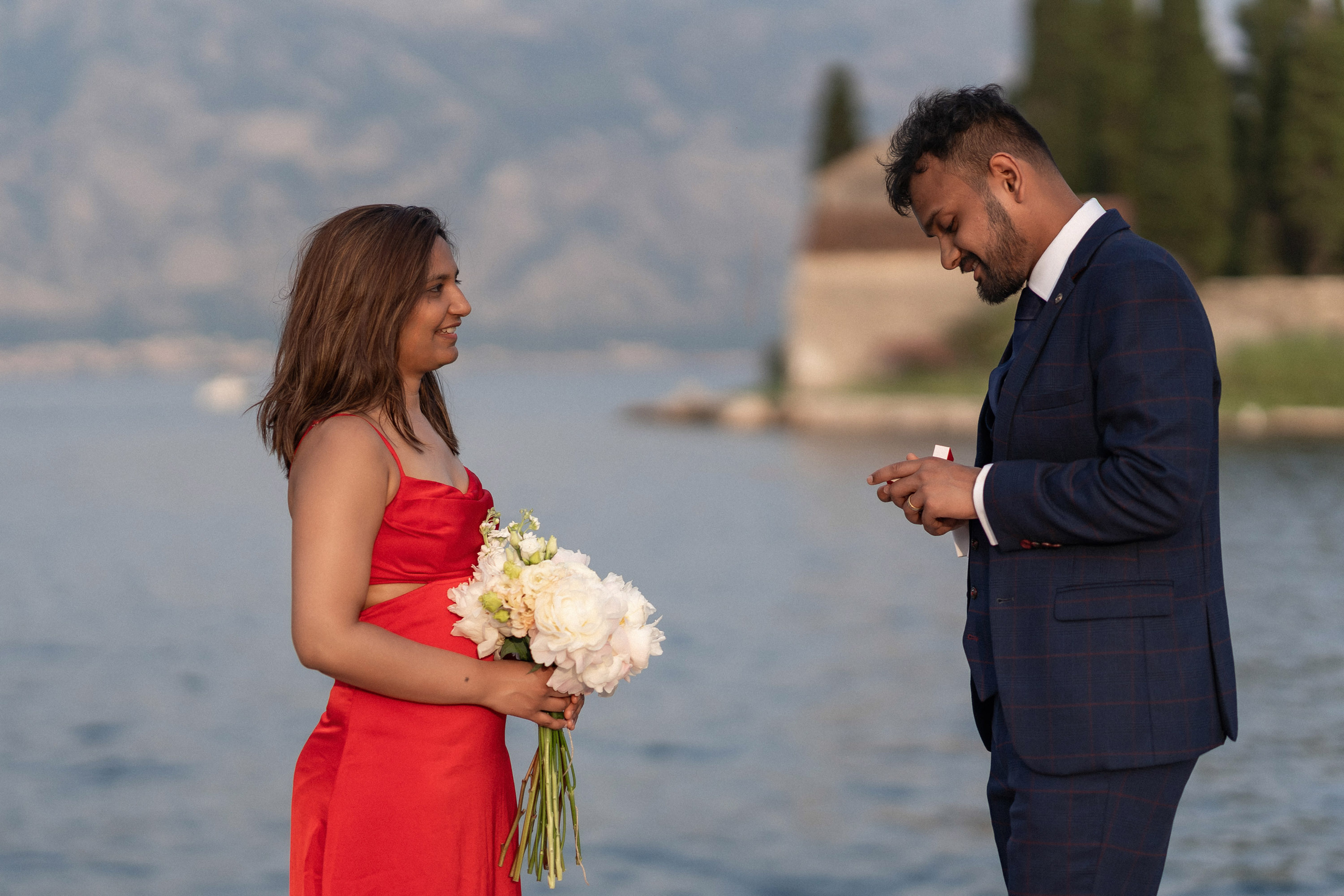 Proposal in Perast — Photographer Mariia Sosnina