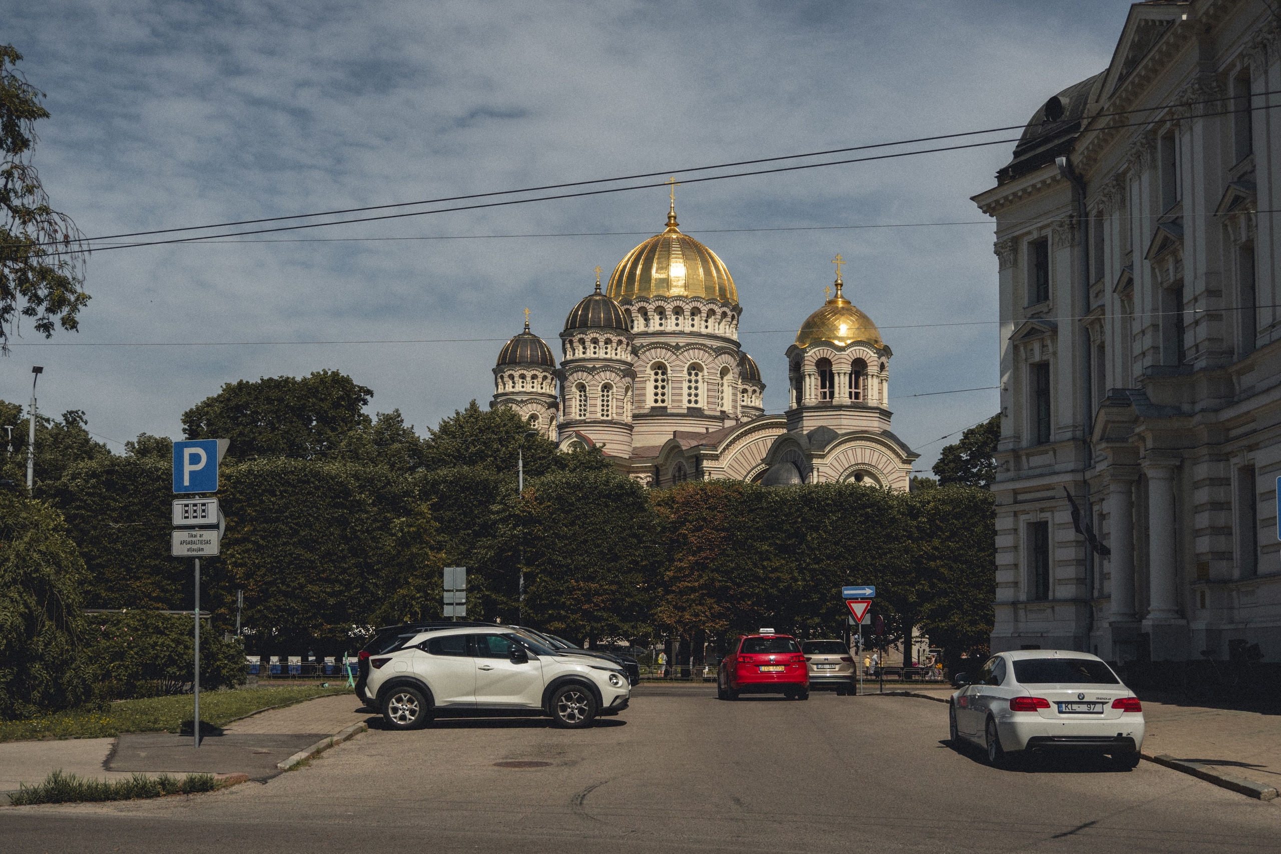Voyage à Riga. Photographe sur Cote d’Azur. Portraits de familles, couples, enfants, événements