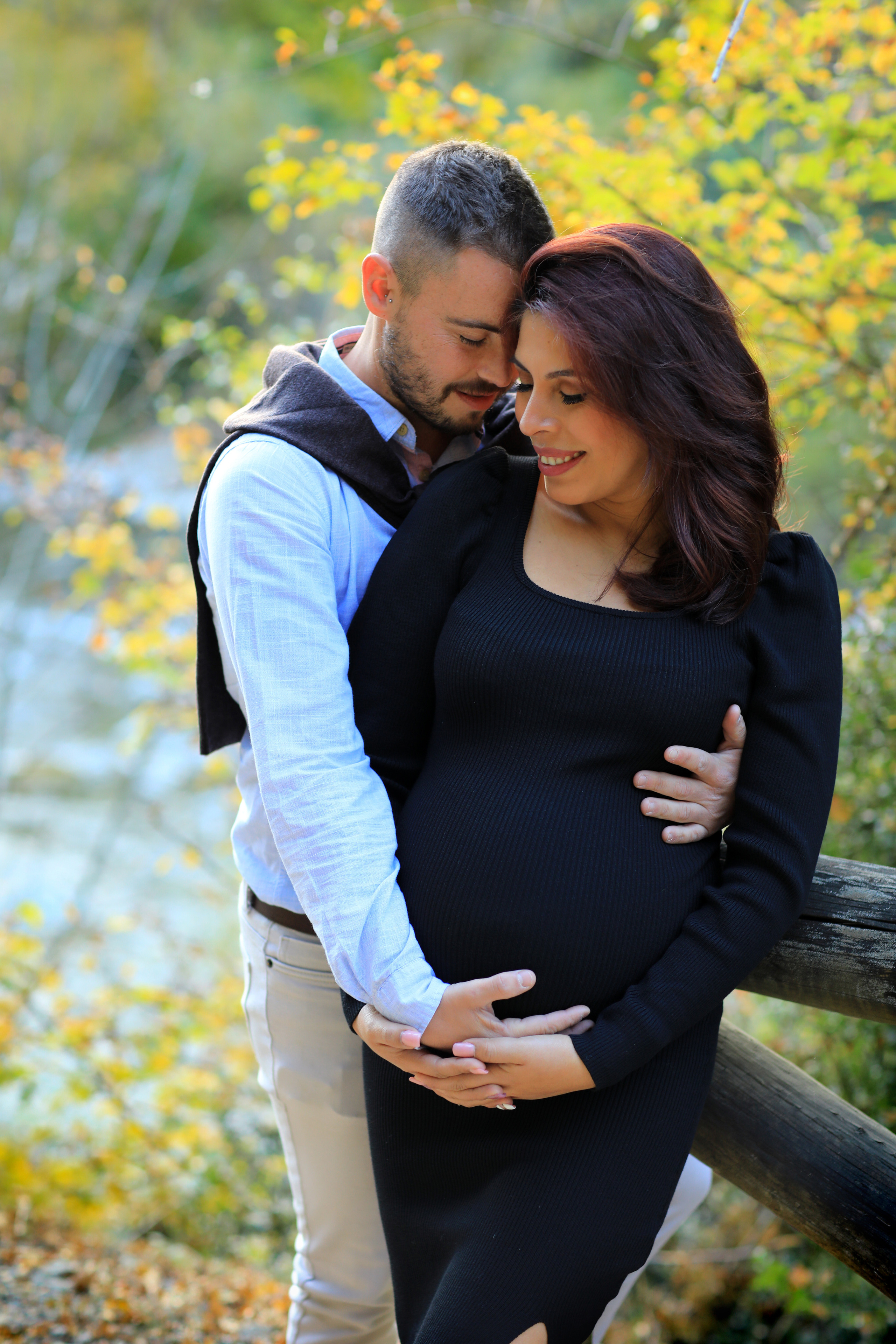 Premamá en Exterior. Fotografía de Eventos, Embarazo y Familiar en Pirineos