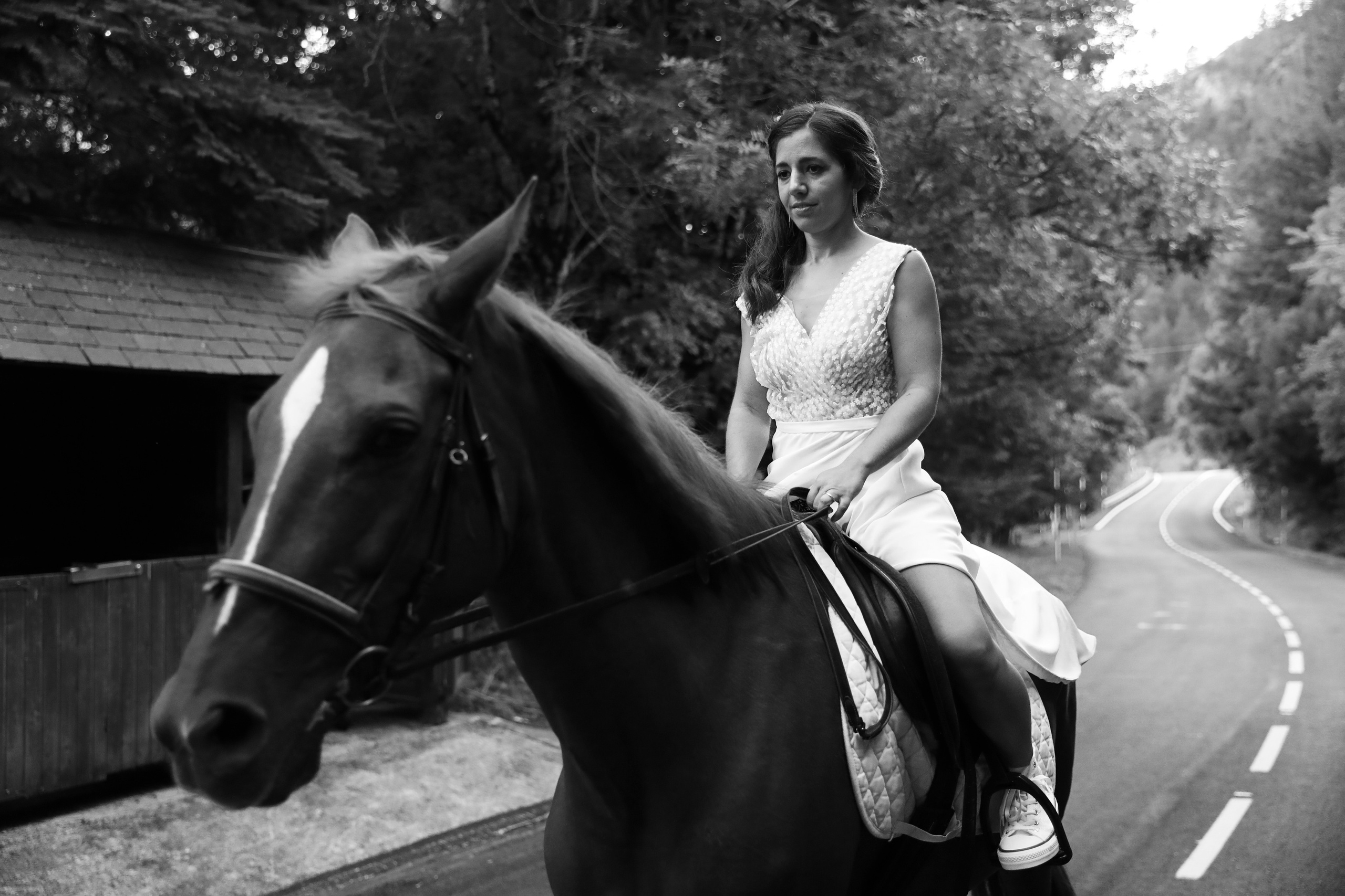 «Tras 10 años de estar contigo…». Fotografía de Eventos, Embarazo y Familiar en Pirineos