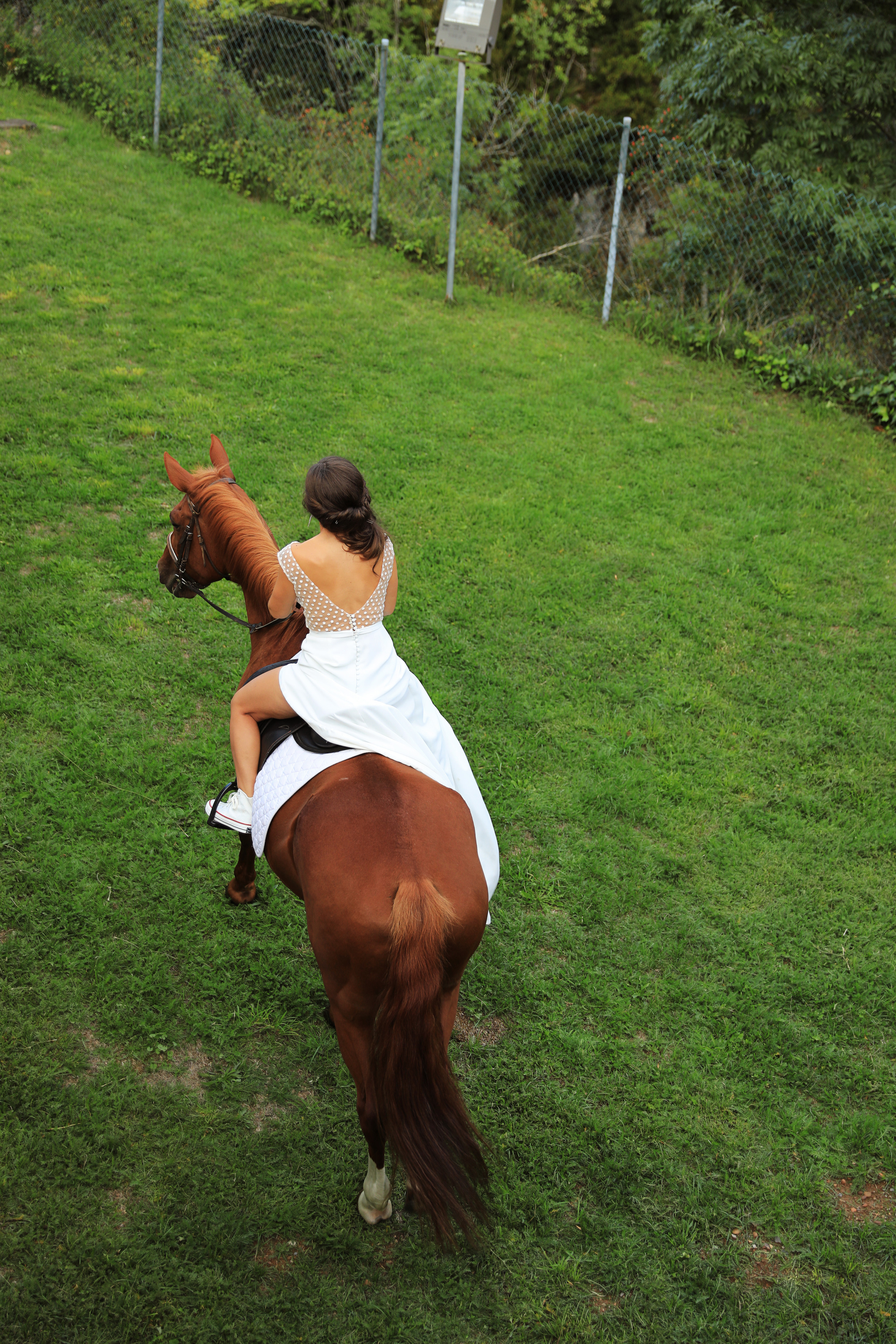 «Tras 10 años de estar contigo…». Fotografía de Eventos, Embarazo y Familiar en Pirineos