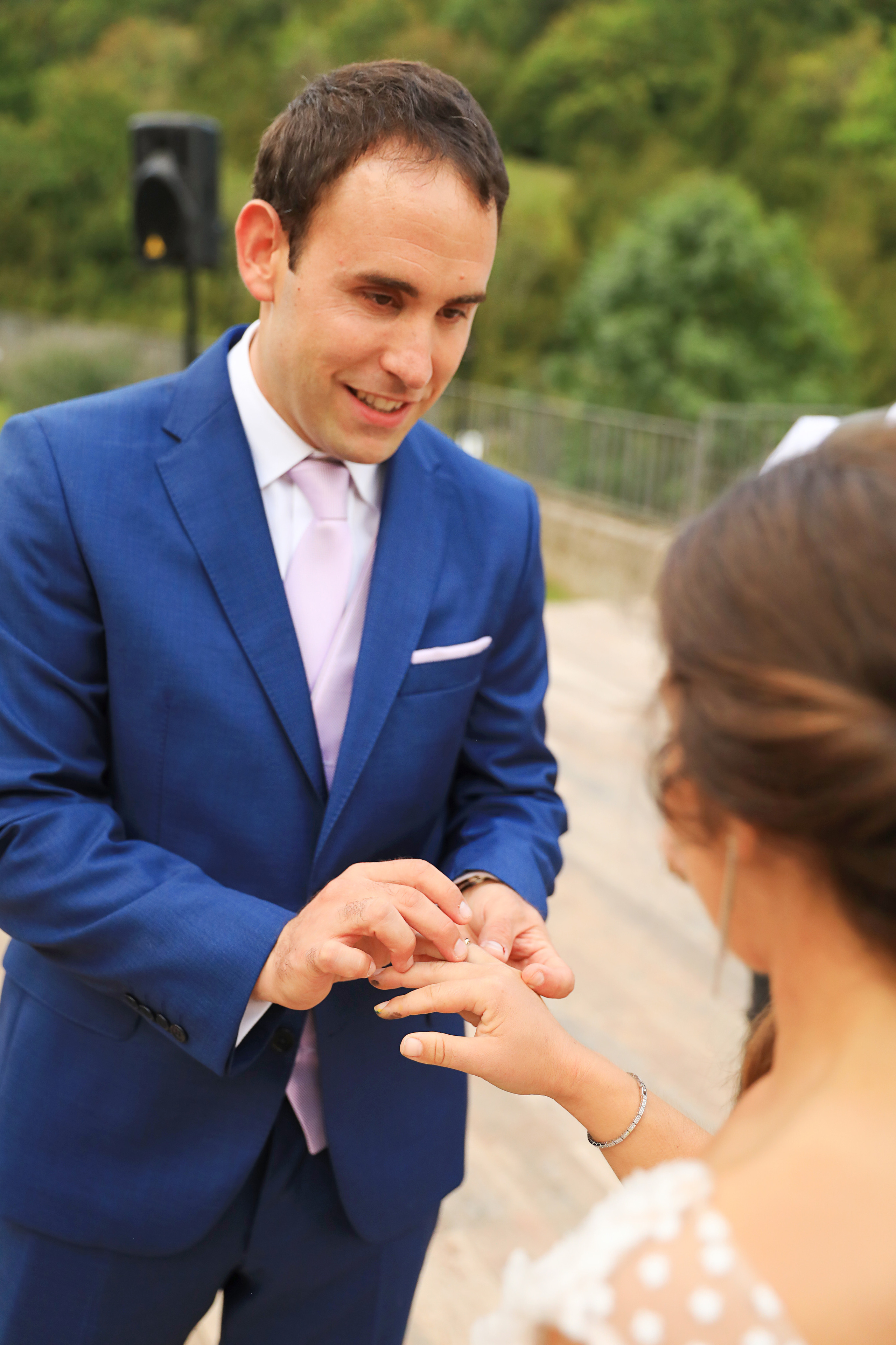 «Tras 10 años de estar contigo…». Fotografía de Eventos, Embarazo y Familiar en Pirineos